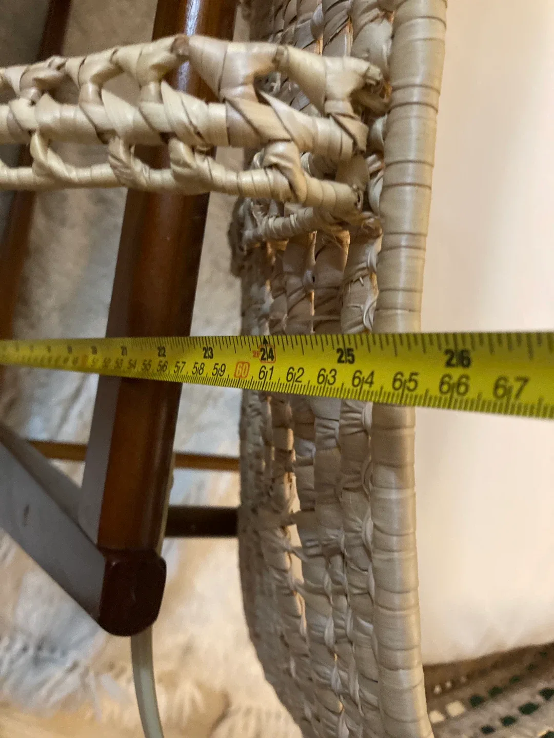 Jolly Jumper Bassinet stand with Moses Bassinet image indicator(7)