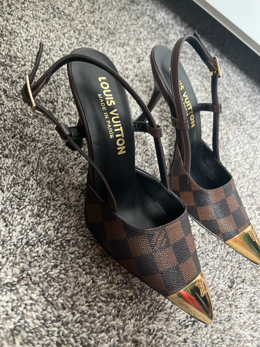 Louis Vuitton Brown leather Heels $310