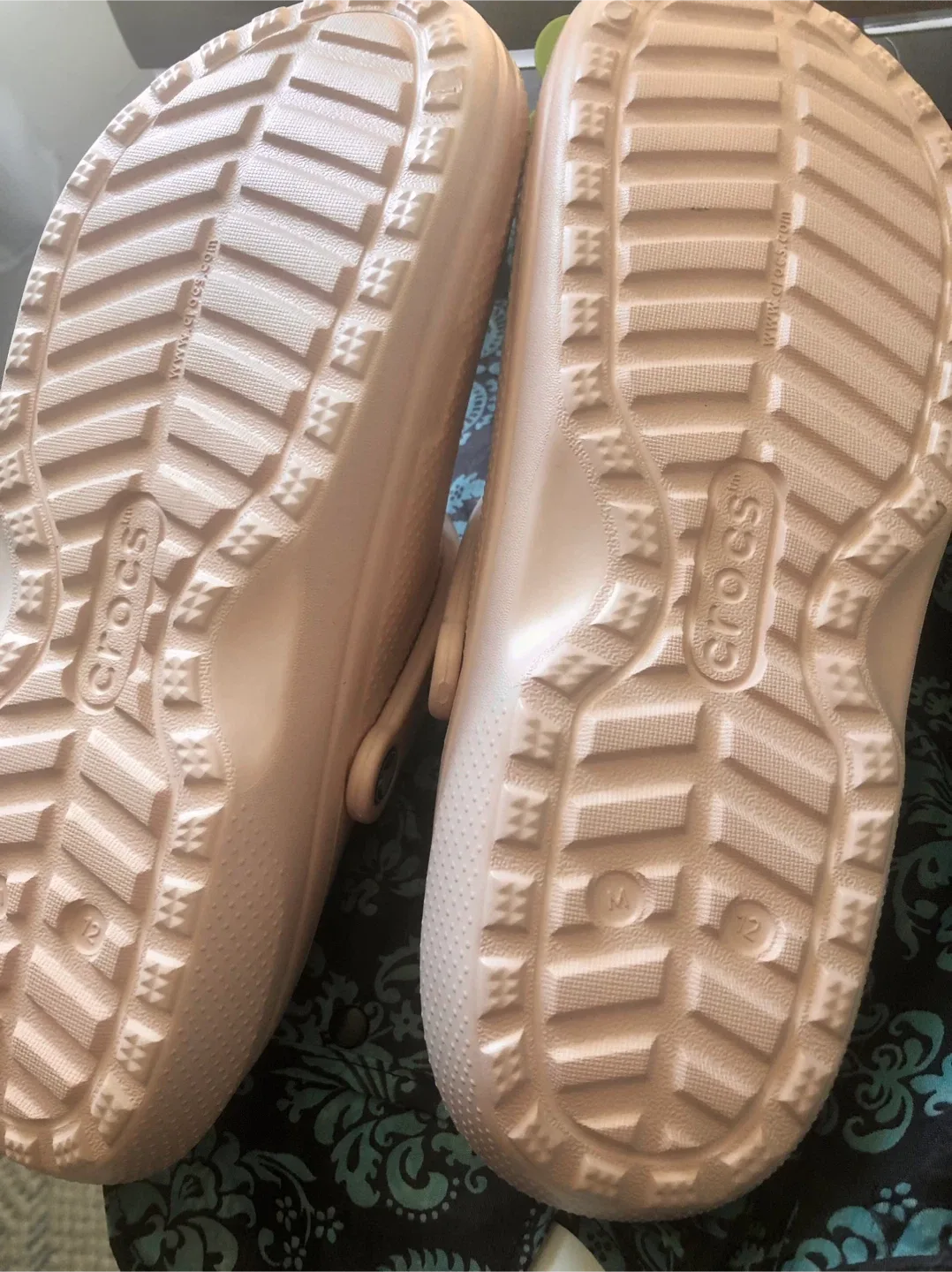 Crocs Classic Lined Clog image indicator(2)