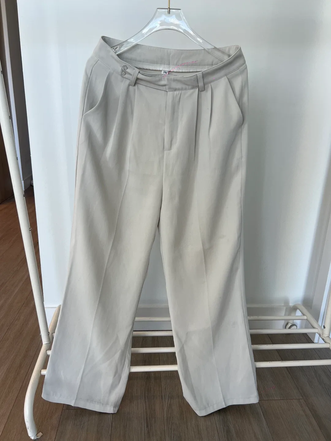 ZOZ Light Beige Wide Leg Pants - Size L thumbnail