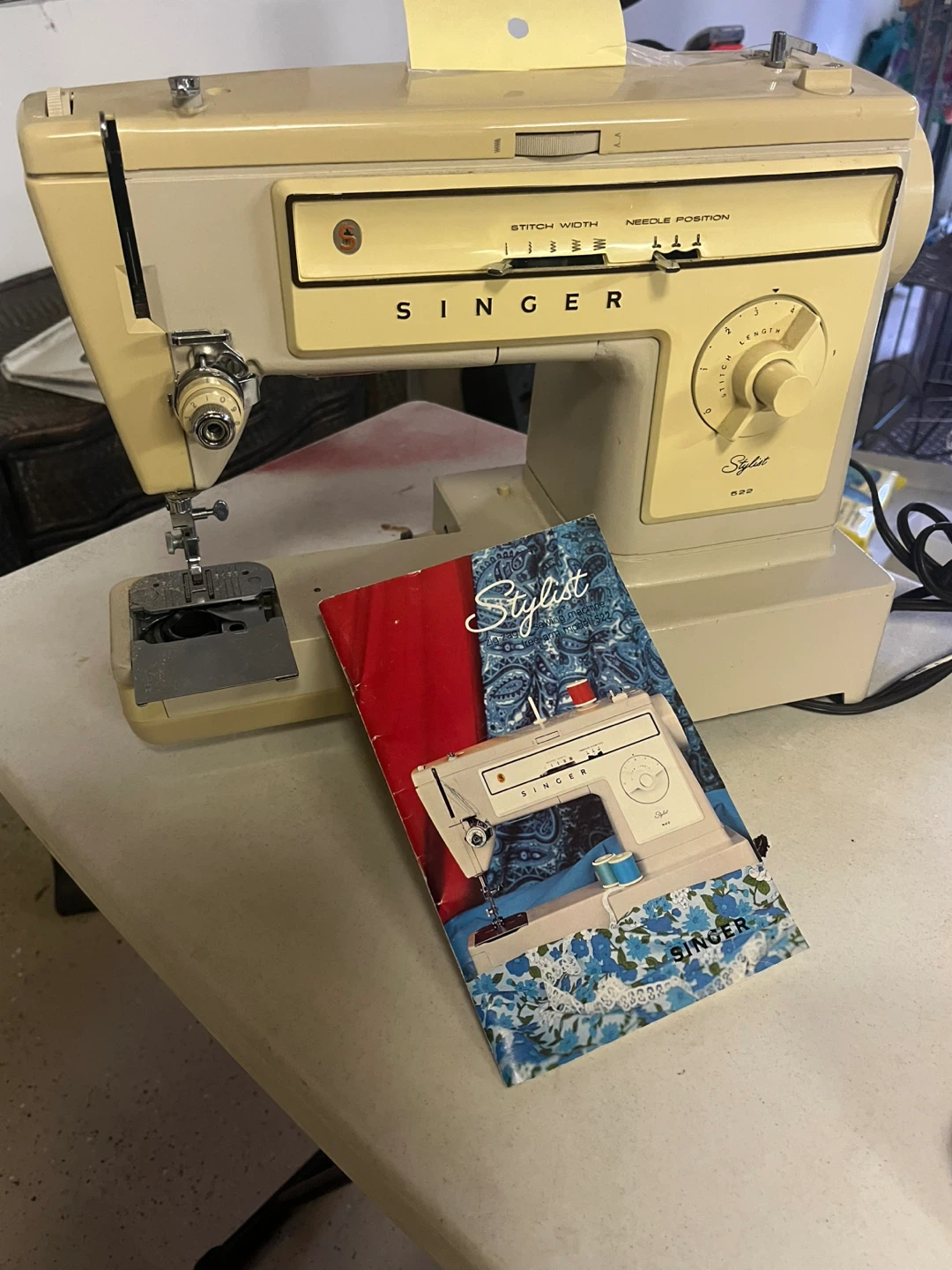 Singer Stylist 622 Sewing Machine