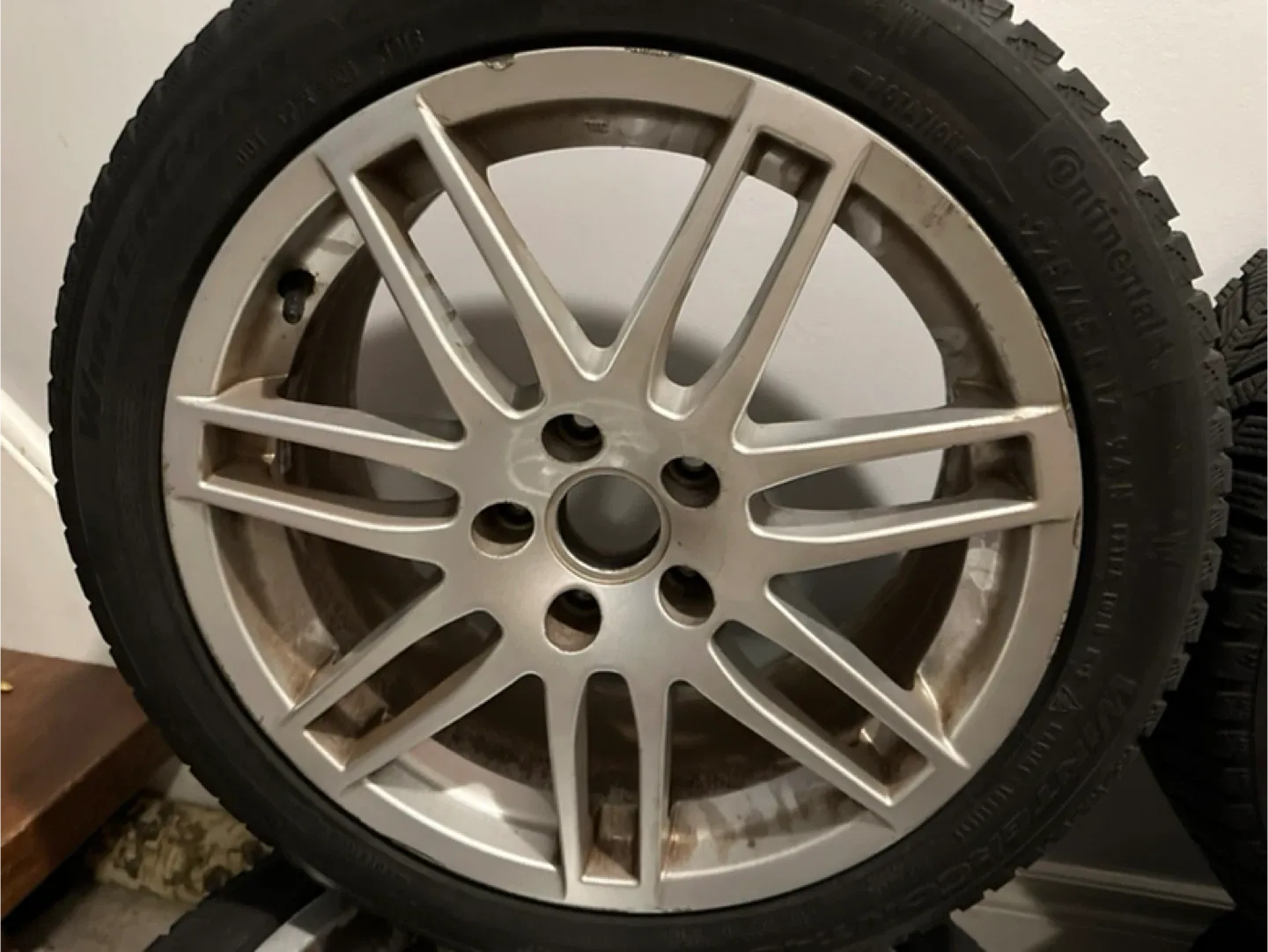 Audi rims with Continental tires - 225/45 R17 image indicator(4)