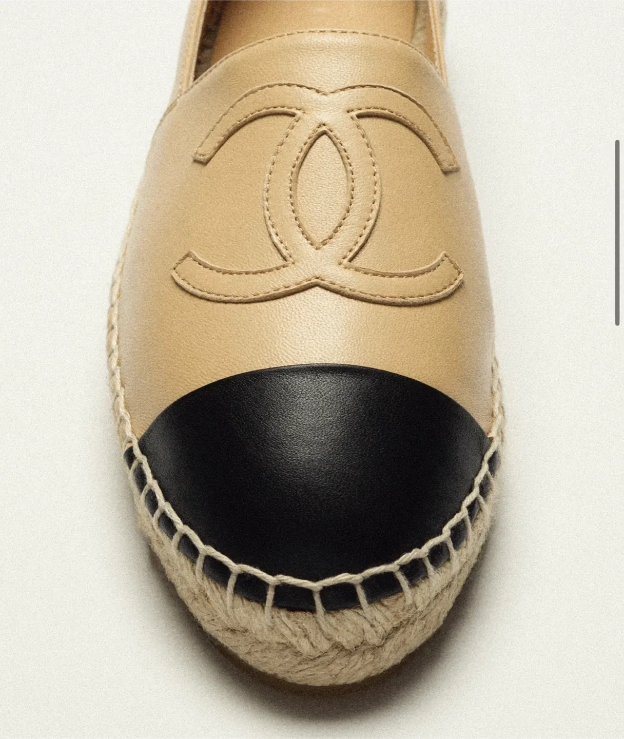 Chanel Espadrilles Beige & Black image indicator(4)