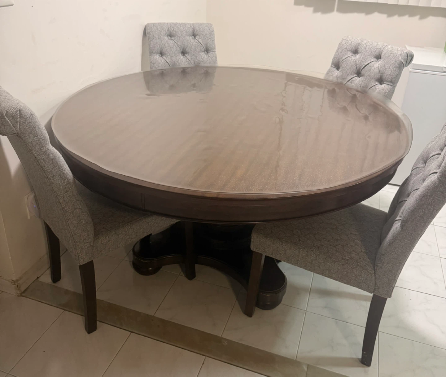 Raymour & Flanigan Fallon Dining Table - photo 2
