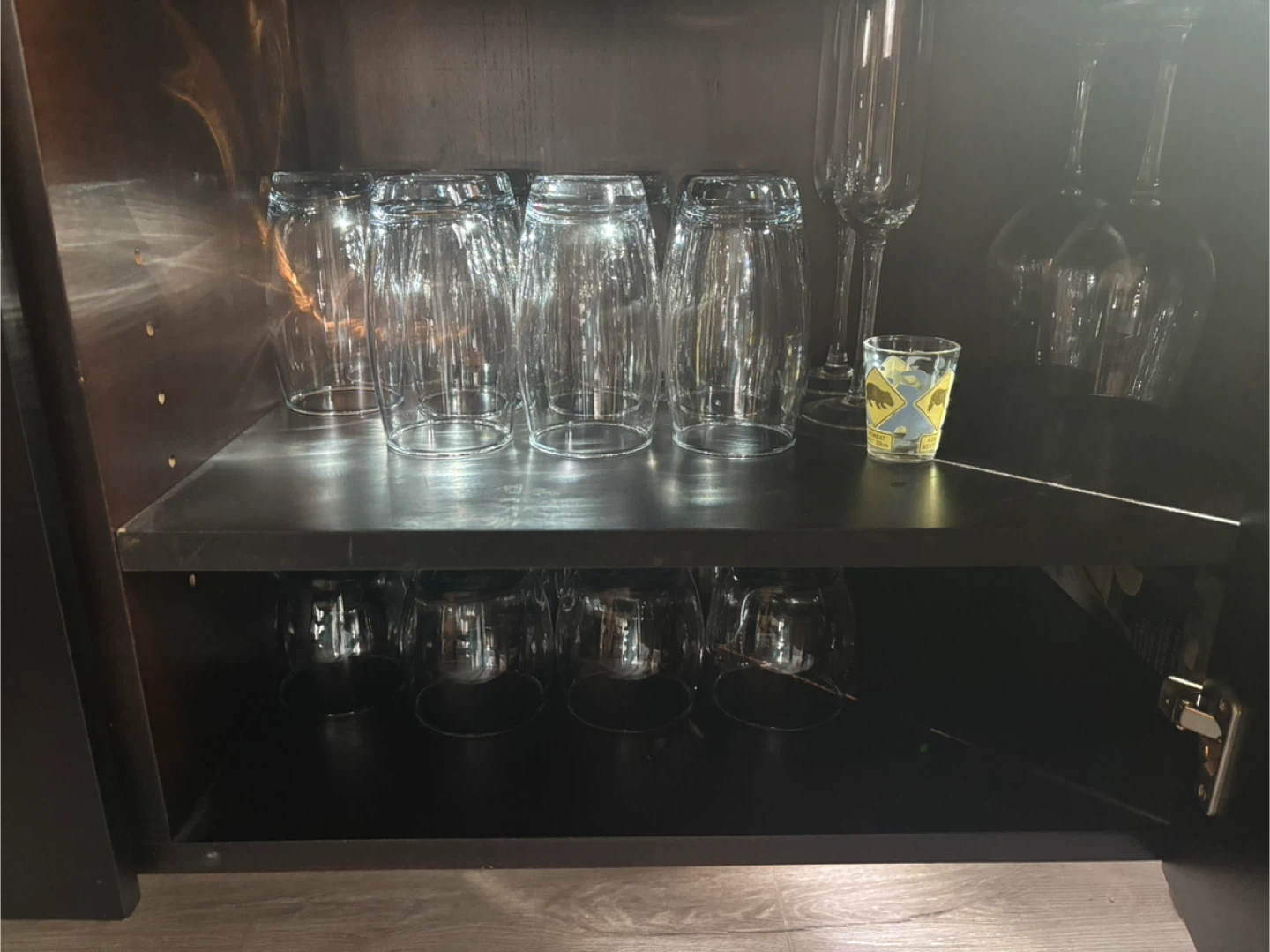 Kitchenware Lot - Dishes, Pots, Pans, Baking - photo 3