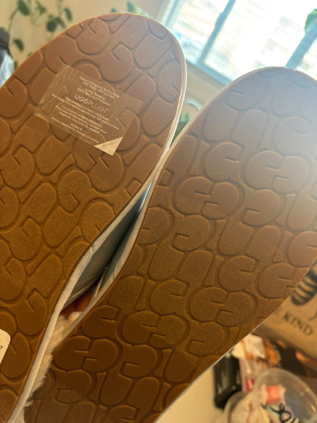 UGG Women's Size 8 Silver Slippers image indicator(4)