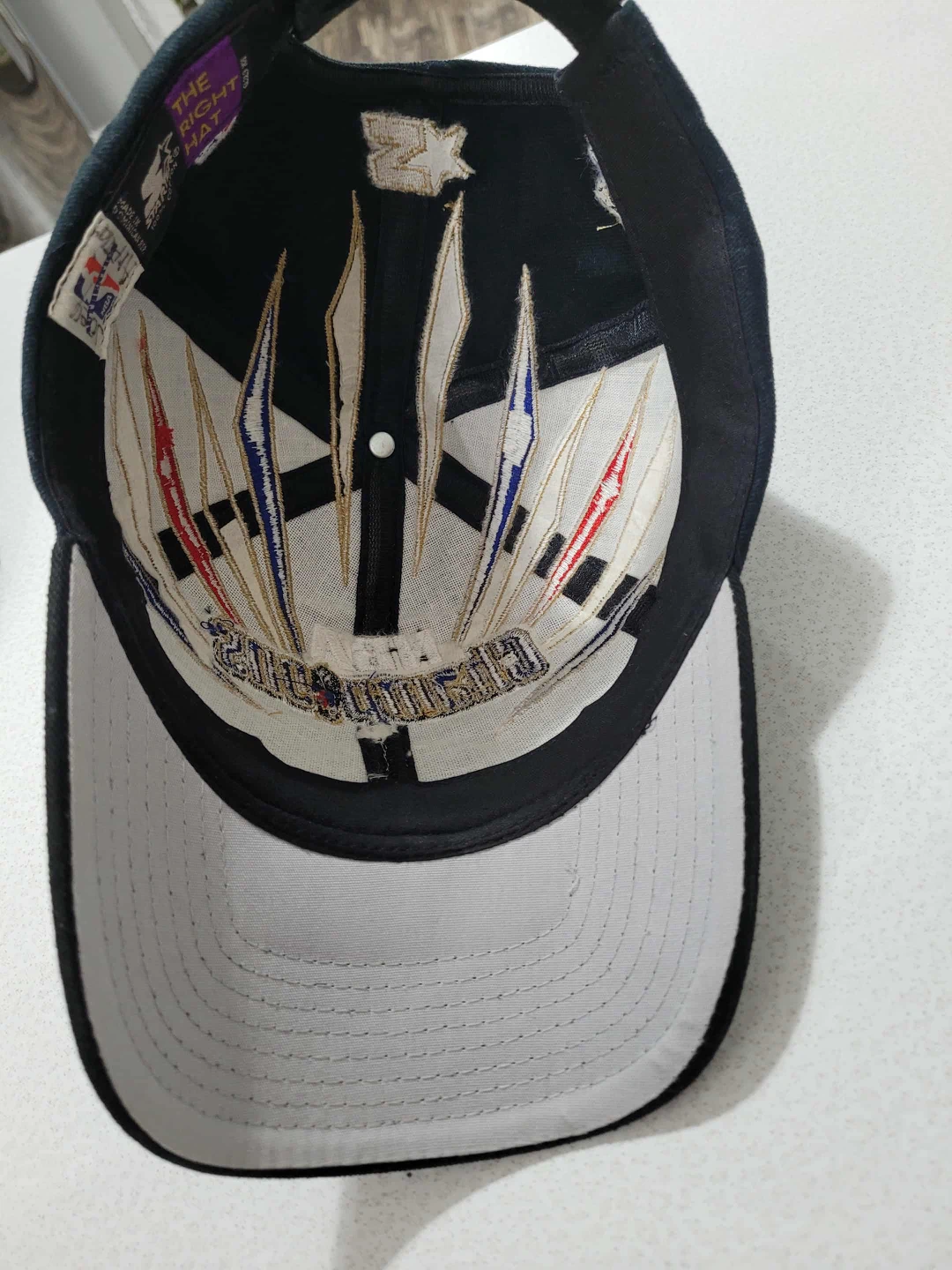 Starter NBA Champions Chicago Bulls Hat - photo 3
