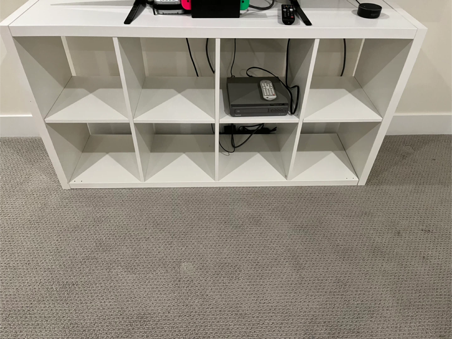 Furniture Bundle: Table, Chair, TV Stand - photo 2