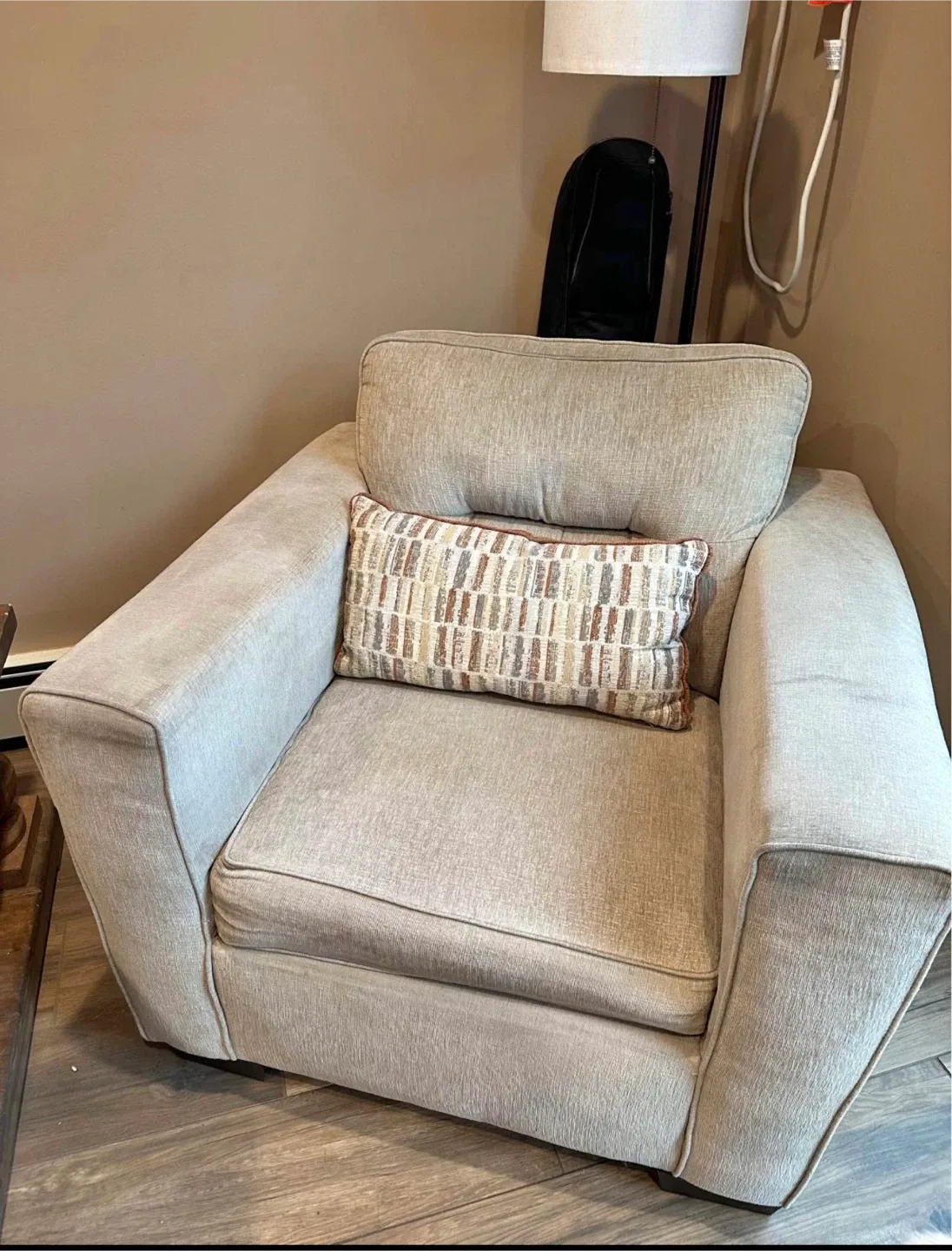 Beige Sectional Sofa with Pillows image indicator(6)