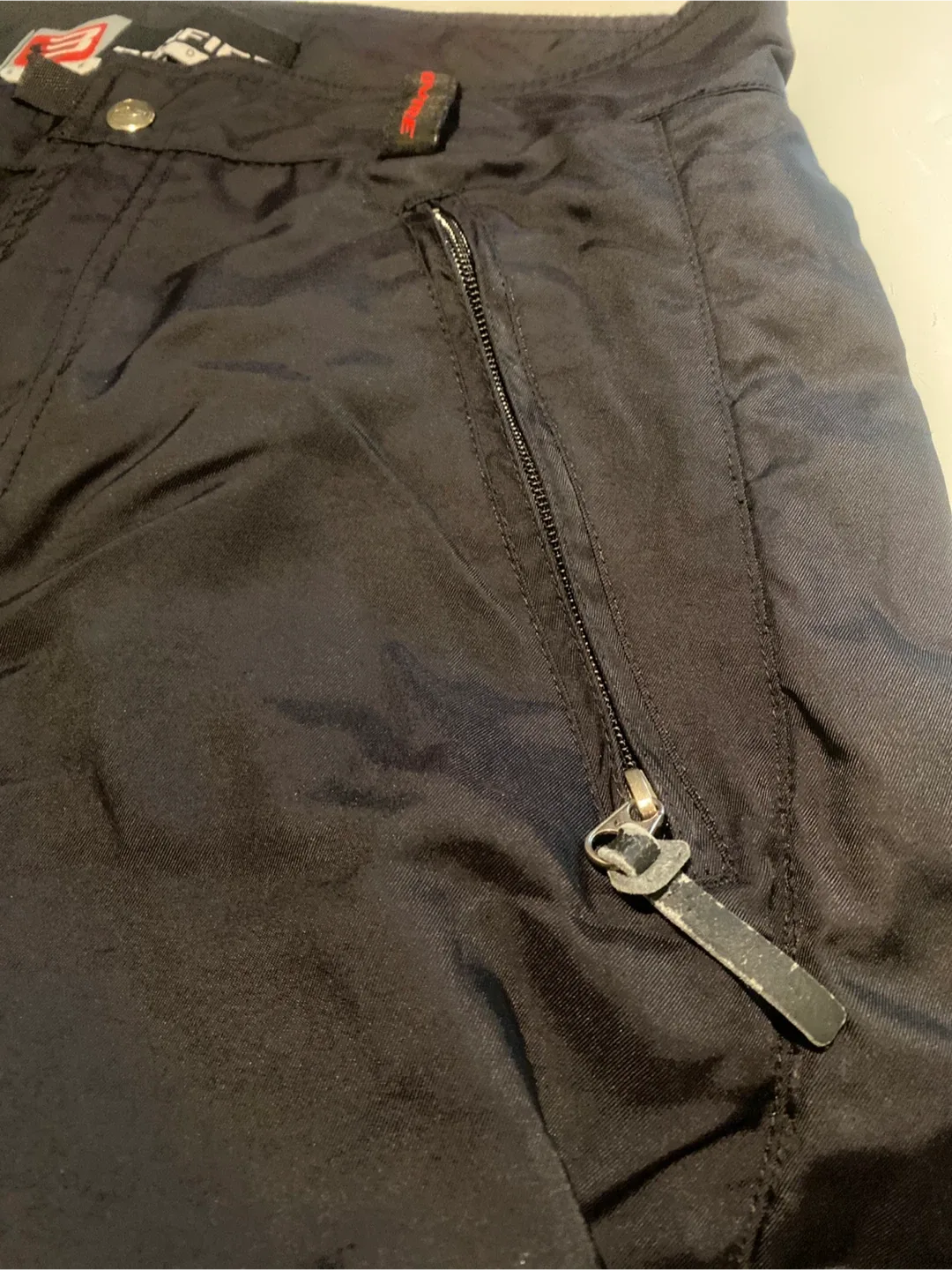 Bonfire Snowboarding Pants - Size L image indicator(3)