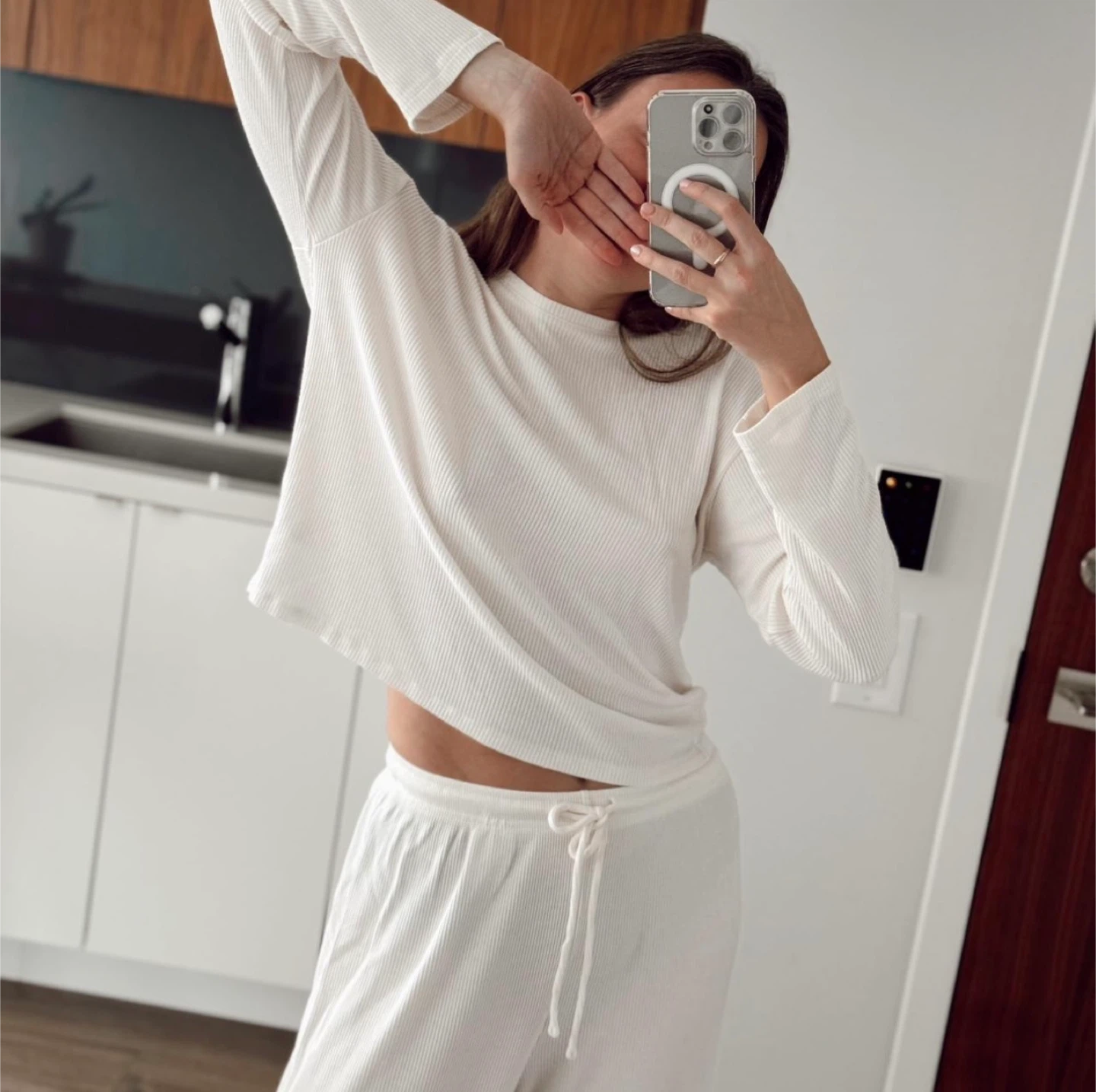 White lounge set (top&pants)