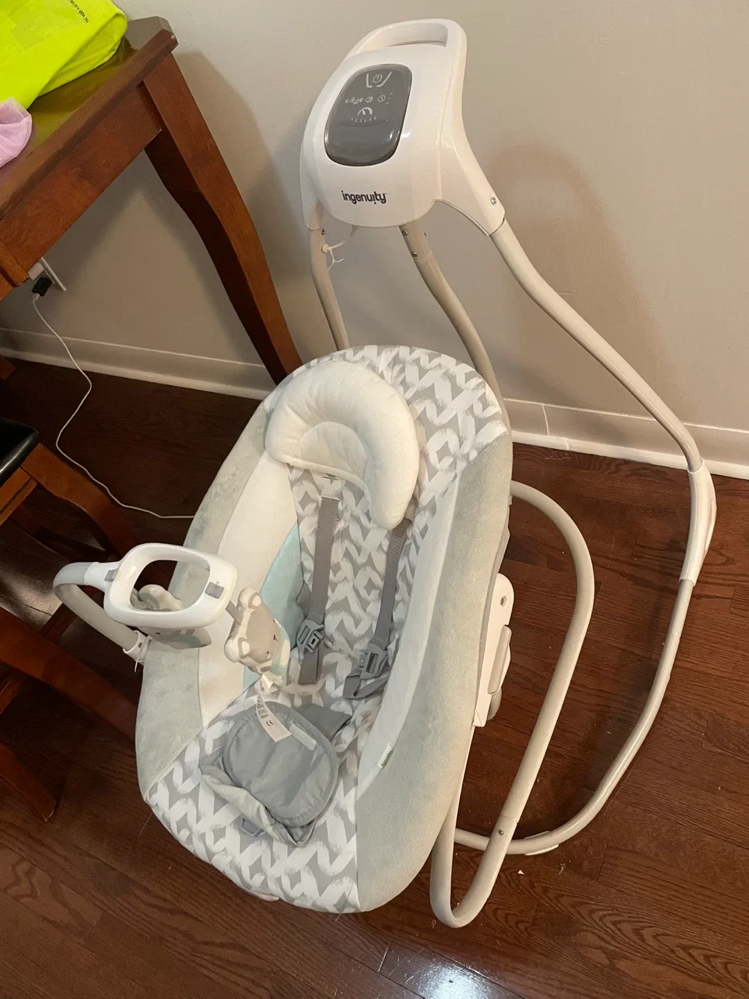 Ingenuity Baby Swing & Rocker image indicator(2)