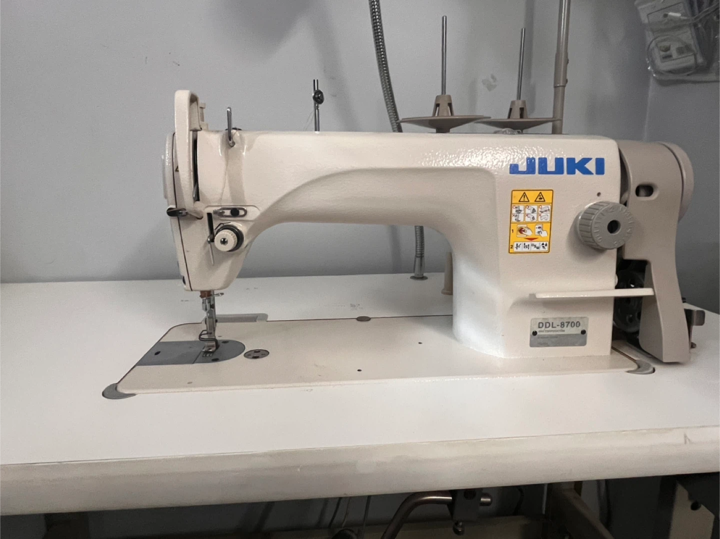 JUKI DDL-8700 Industrial Sewing Machine - photo 2