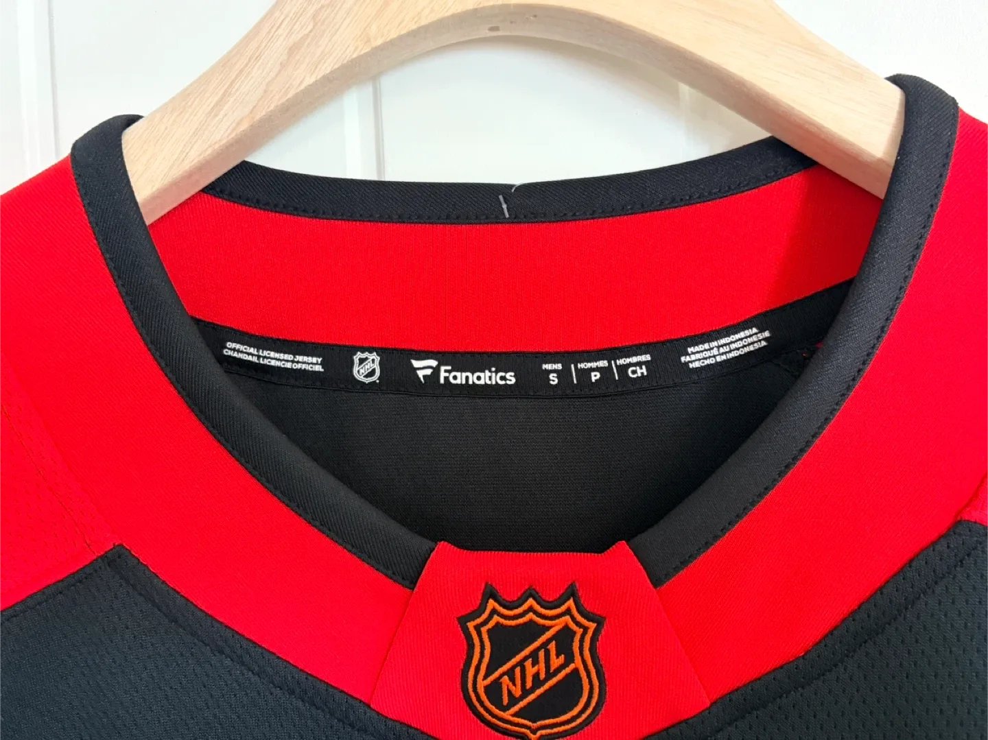 BNWT Authentic Fanatics Calgary Flames Matthew Tkachuk Jersey Sm image indicator(6)