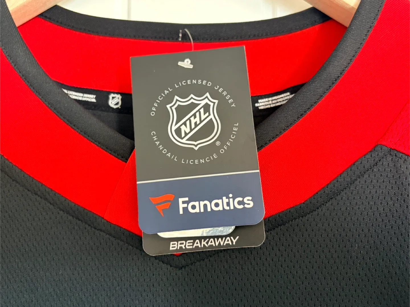 BNWT Authentic Fanatics Calgary Flames Matthew Tkachuk Jersey Sm image indicator(5)