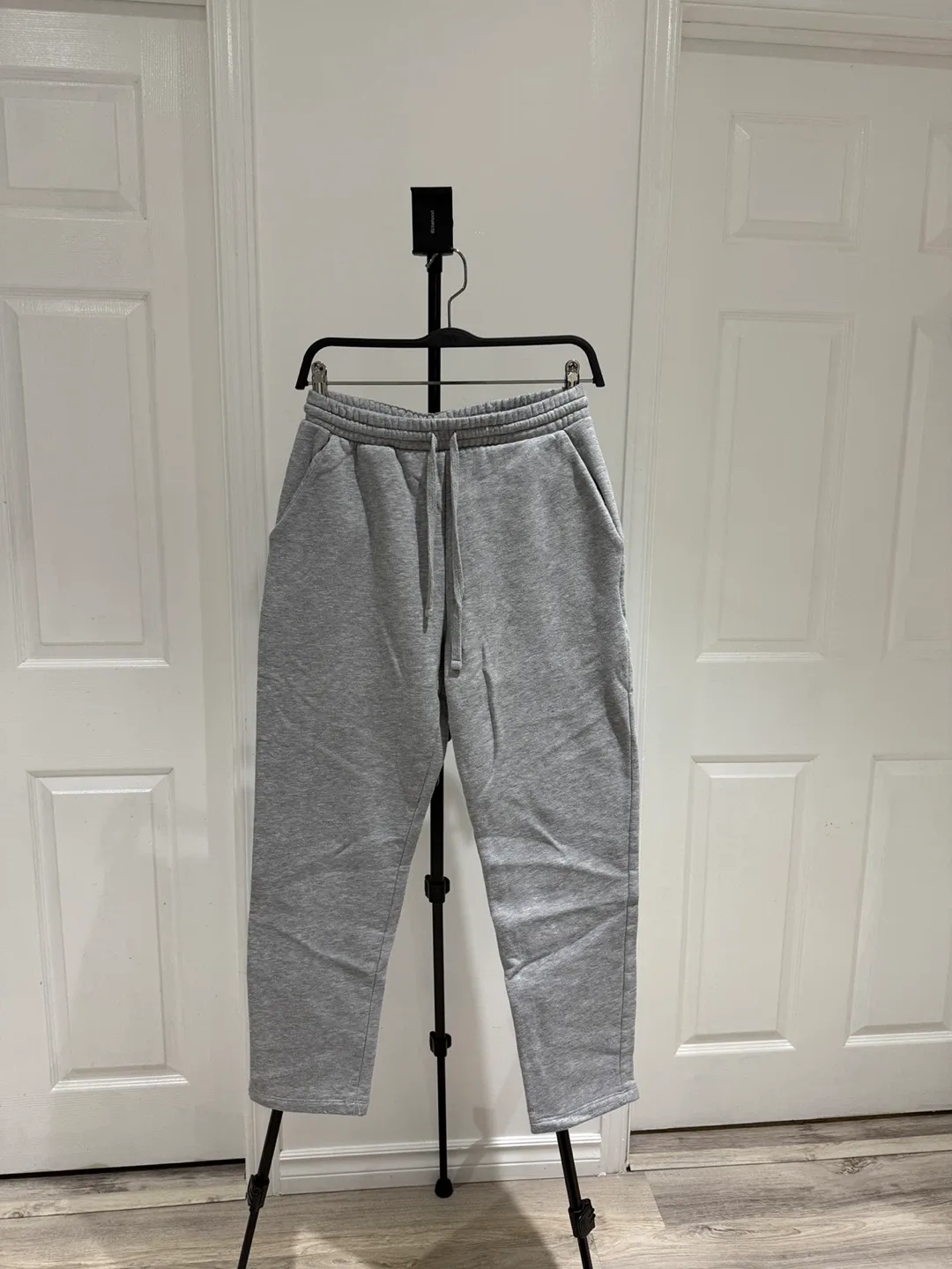 Zara Grey Sweatpants - Size S image indicator(2)