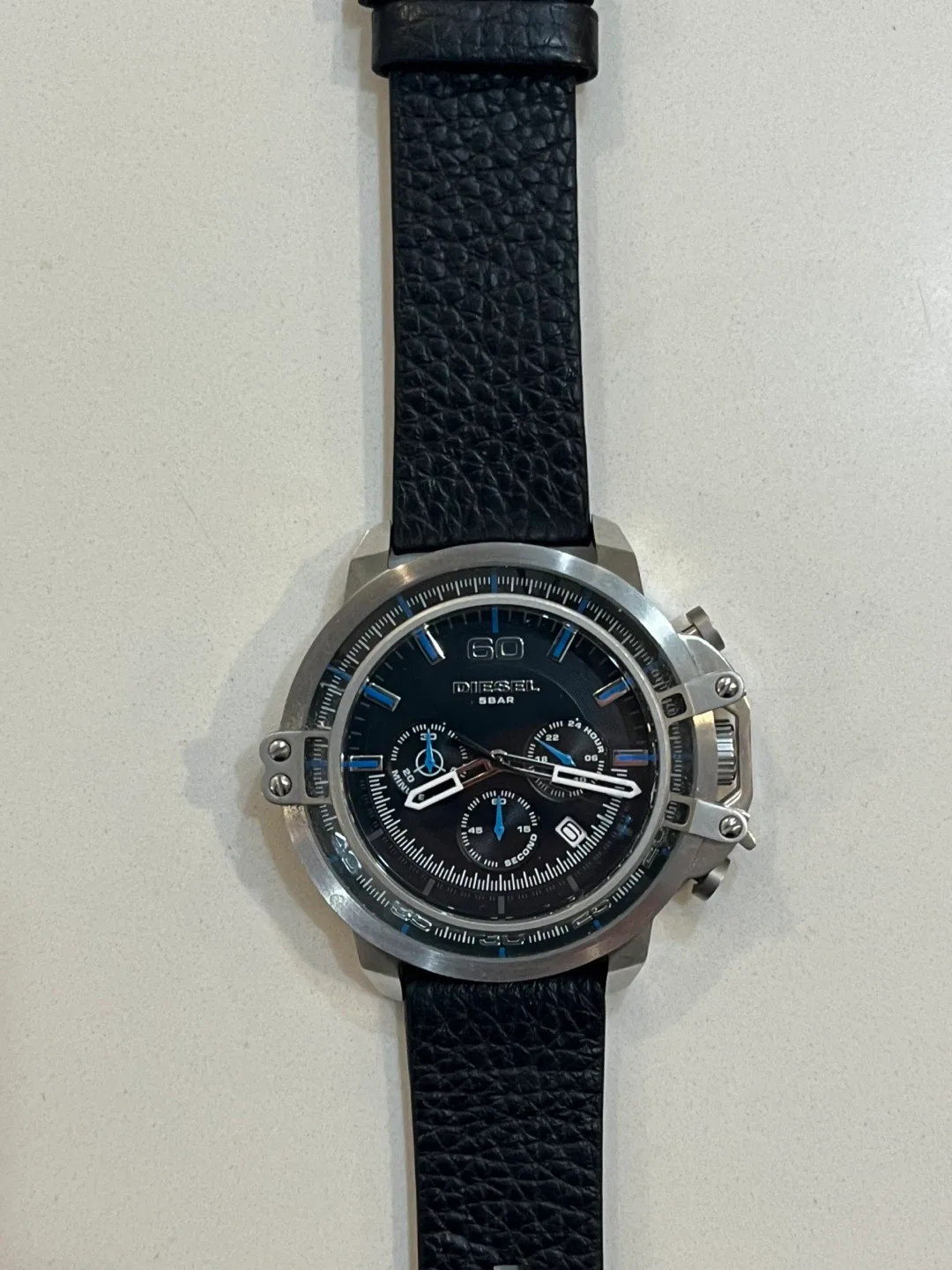 Diesel 5 Bar Black Leather Watch image indicator(2)