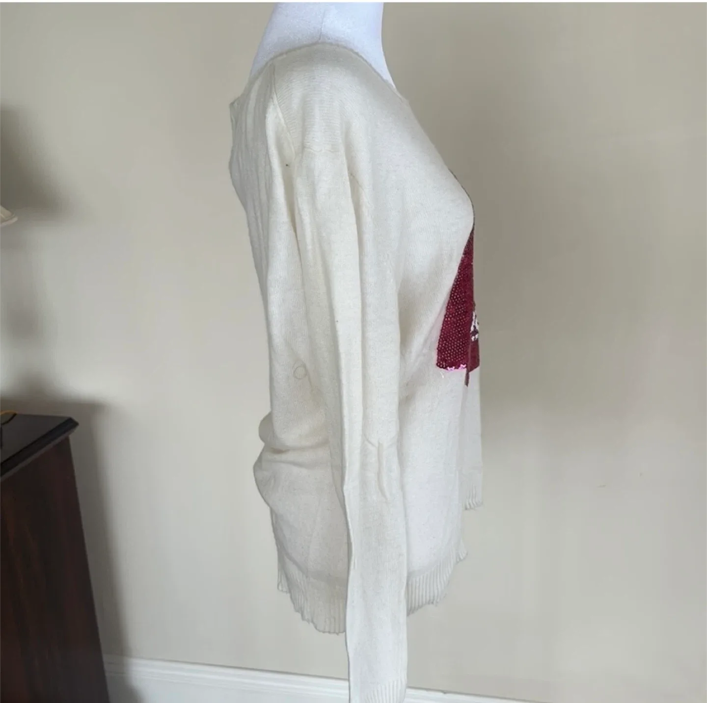 Wildfox Lips Sequin Cream Sweater image indicator(5)