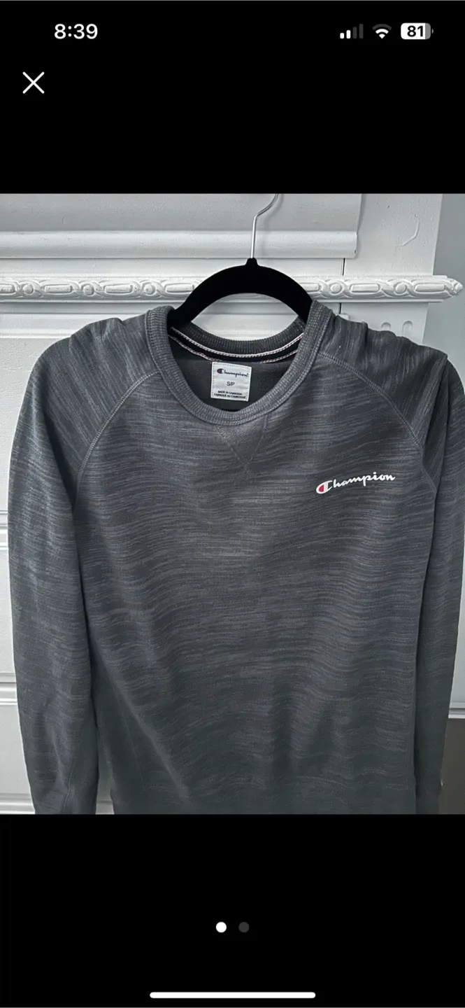 Champion Grey Crewneck Sweatshirt - Size S thumbnail