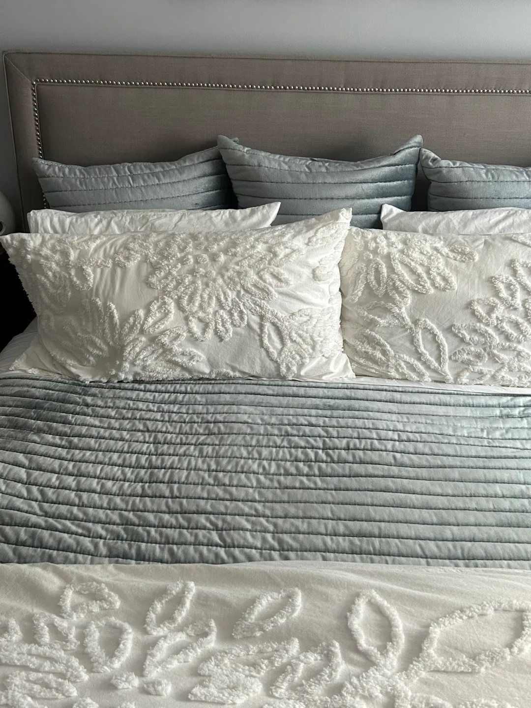 King size bed frame image indicator(9)