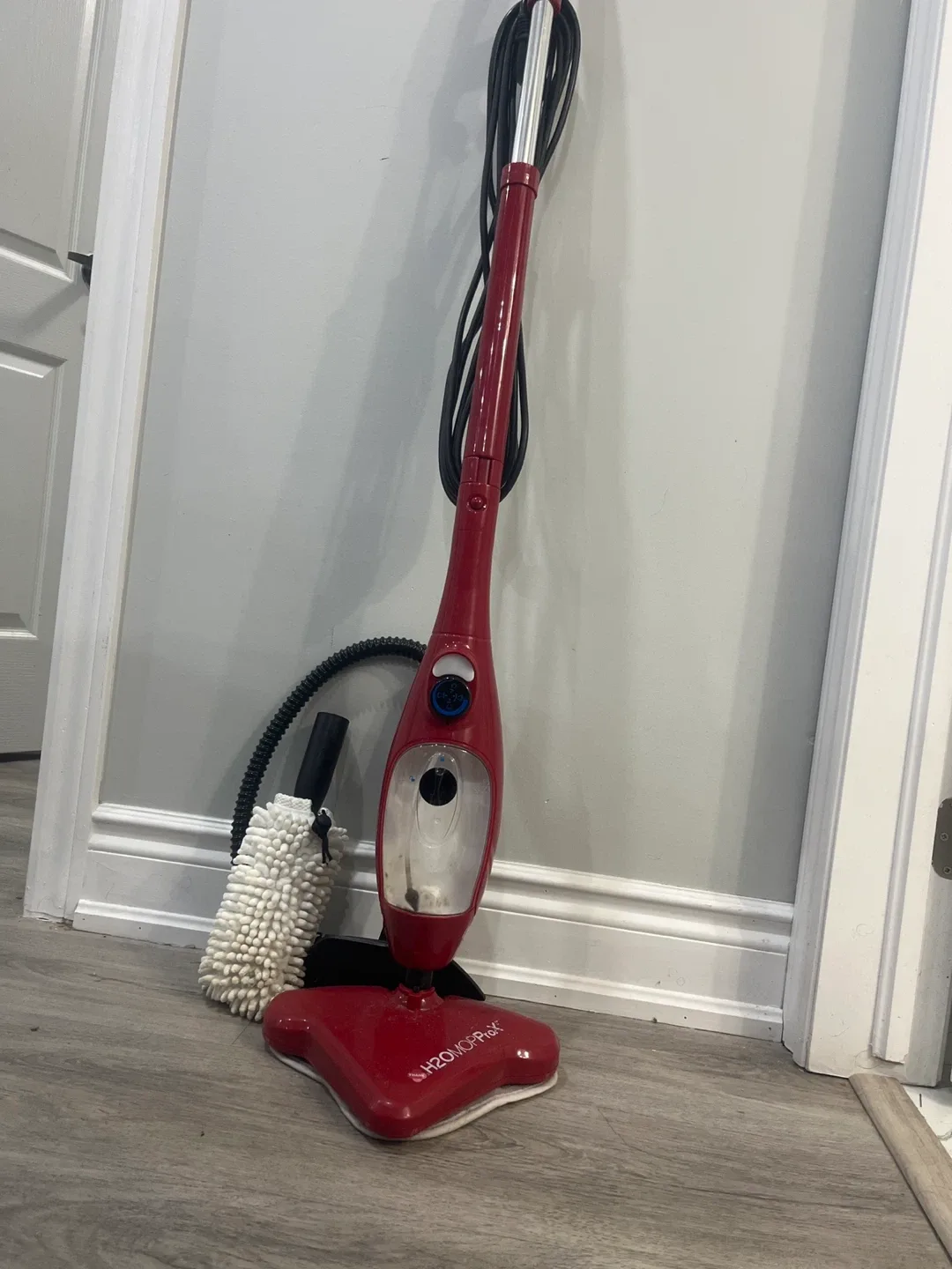 H2O Mop Pro X5 Steam Cleaner thumbnail