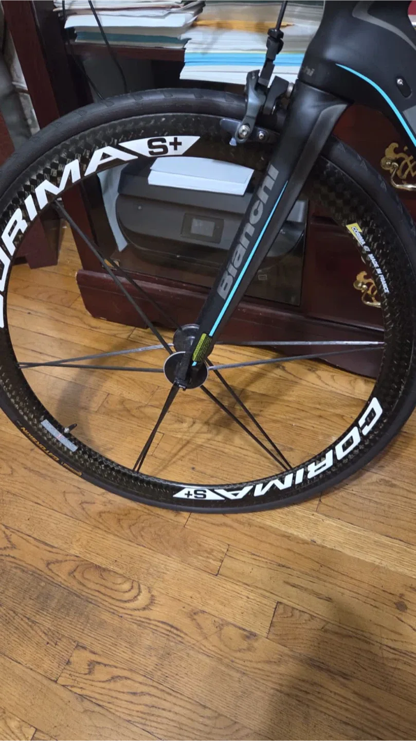 Bianchi Intenso CV Road Bike image indicator(2)