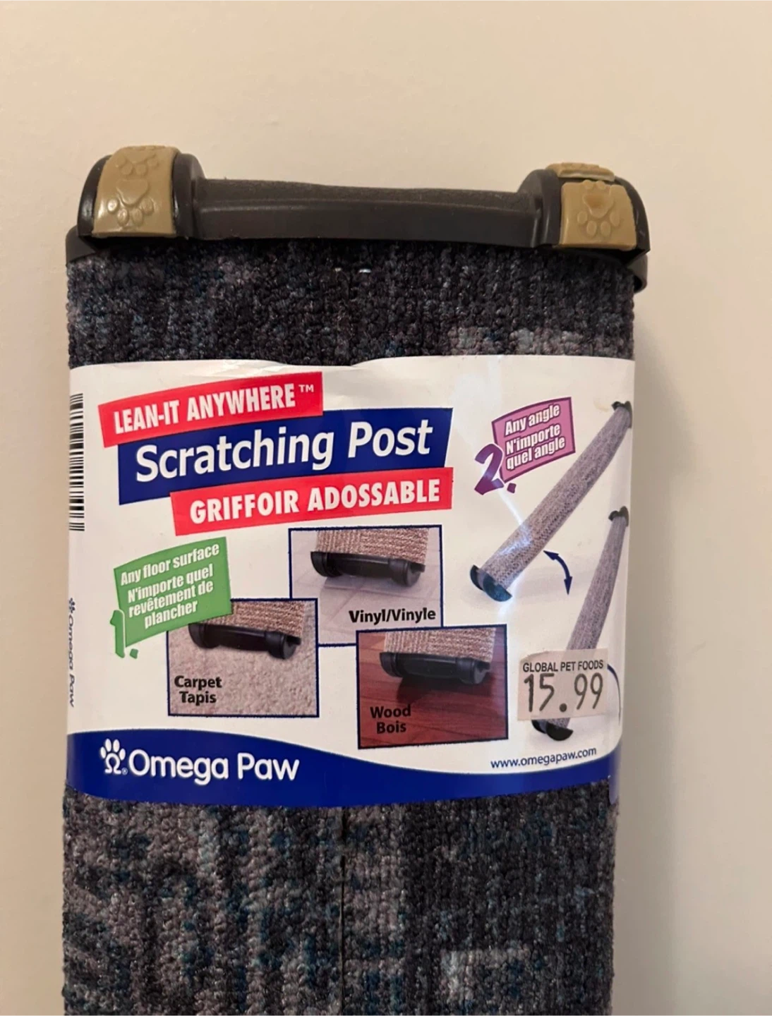 Omega Paw Lean-It Anywhere Scratching Post