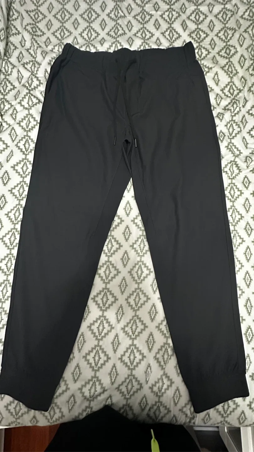 Black Athletic Pants - Size M thumbnail