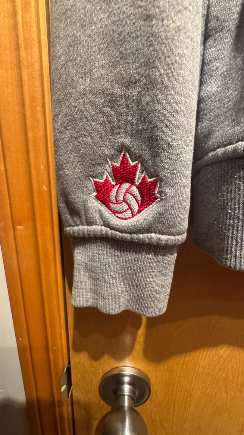 Volleyball Canada Hoodie - Size M - photo 3