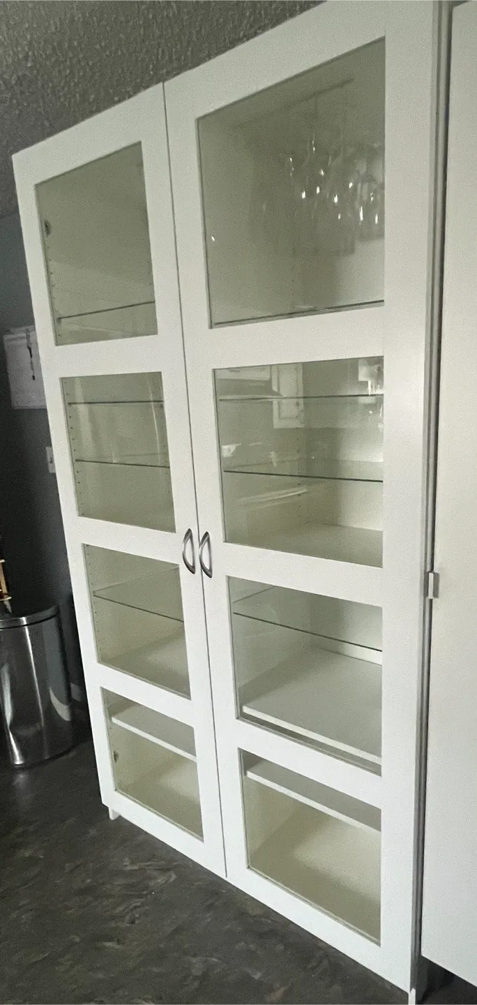 IKEA White Display Cabinet with Glass Doors image indicator(2)