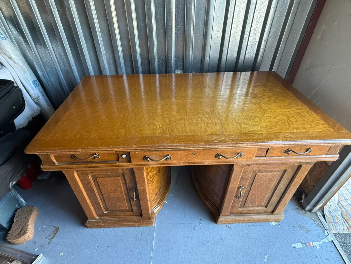 Antique Oak Desk image indicator(4)