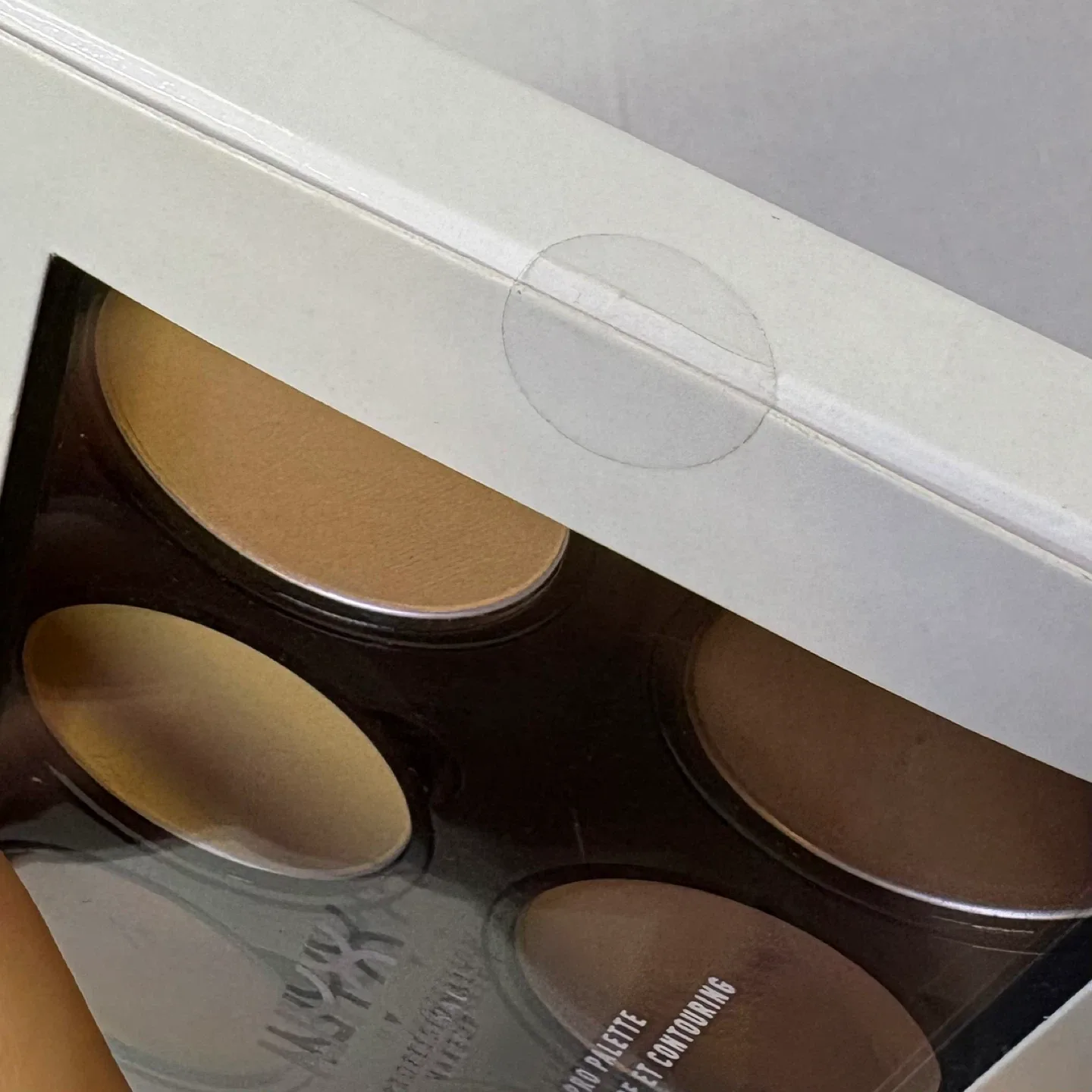 NYX Professional Makeup Highlight & Contour Pro Palette image indicator(3)