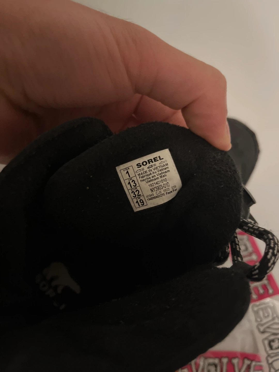 Kids Black Sneakers and Snowboots - photo 2