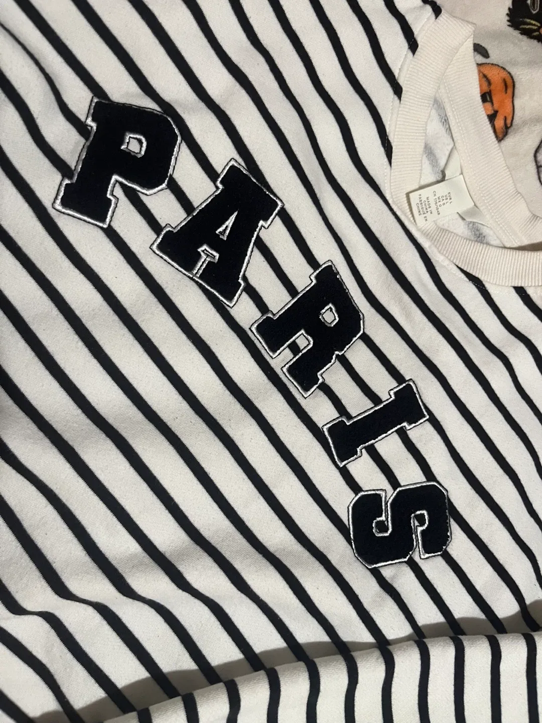 H&M Sweater - Size L image indicator(2)