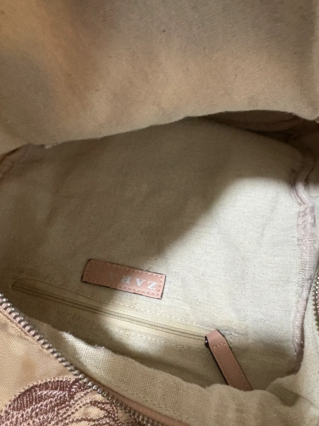 [BUNDLE] Zara, Roots & Mancini image indicator(7)