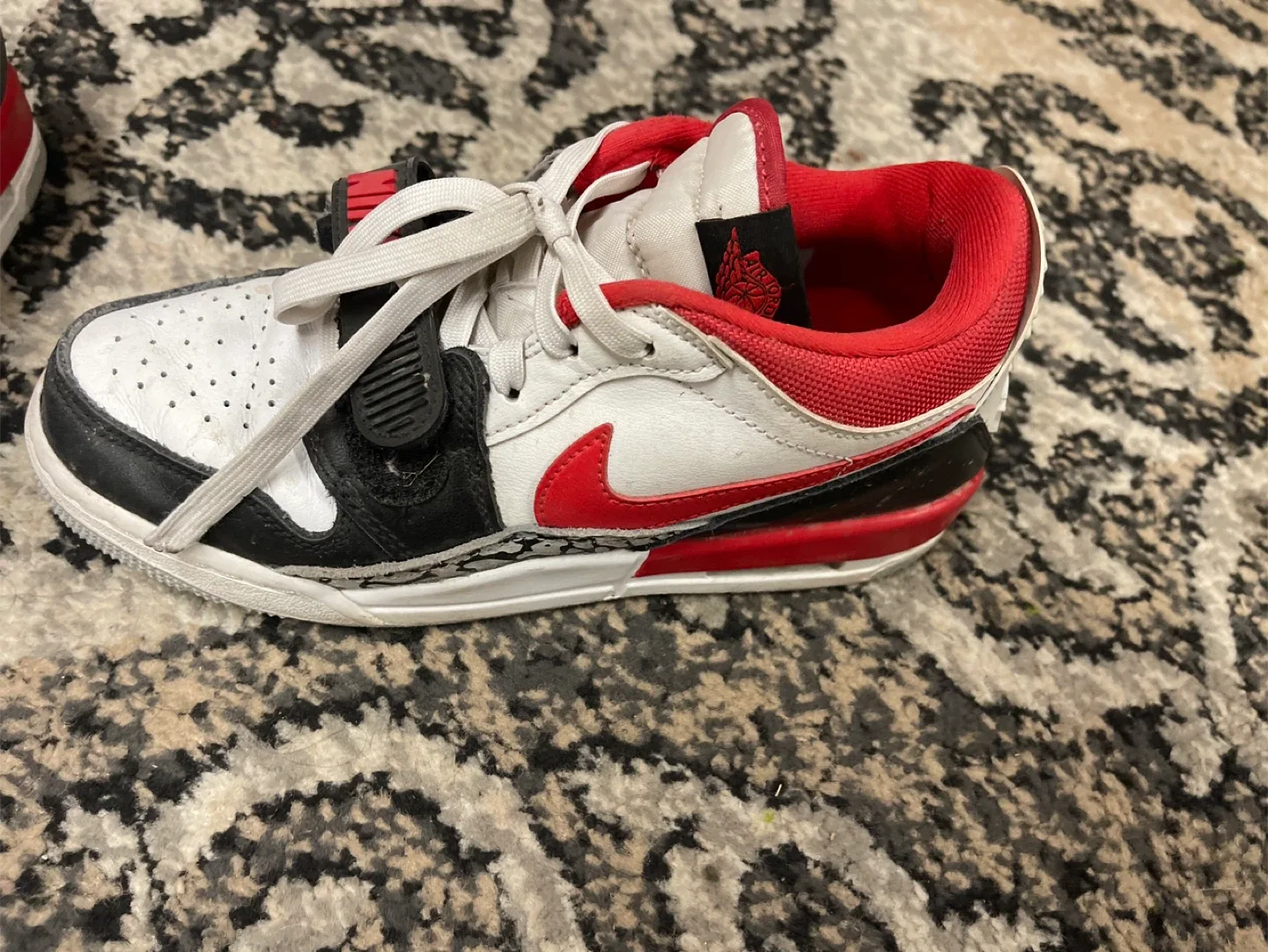 Nike Jordan Trainer ST G White/Red image indicator(2)