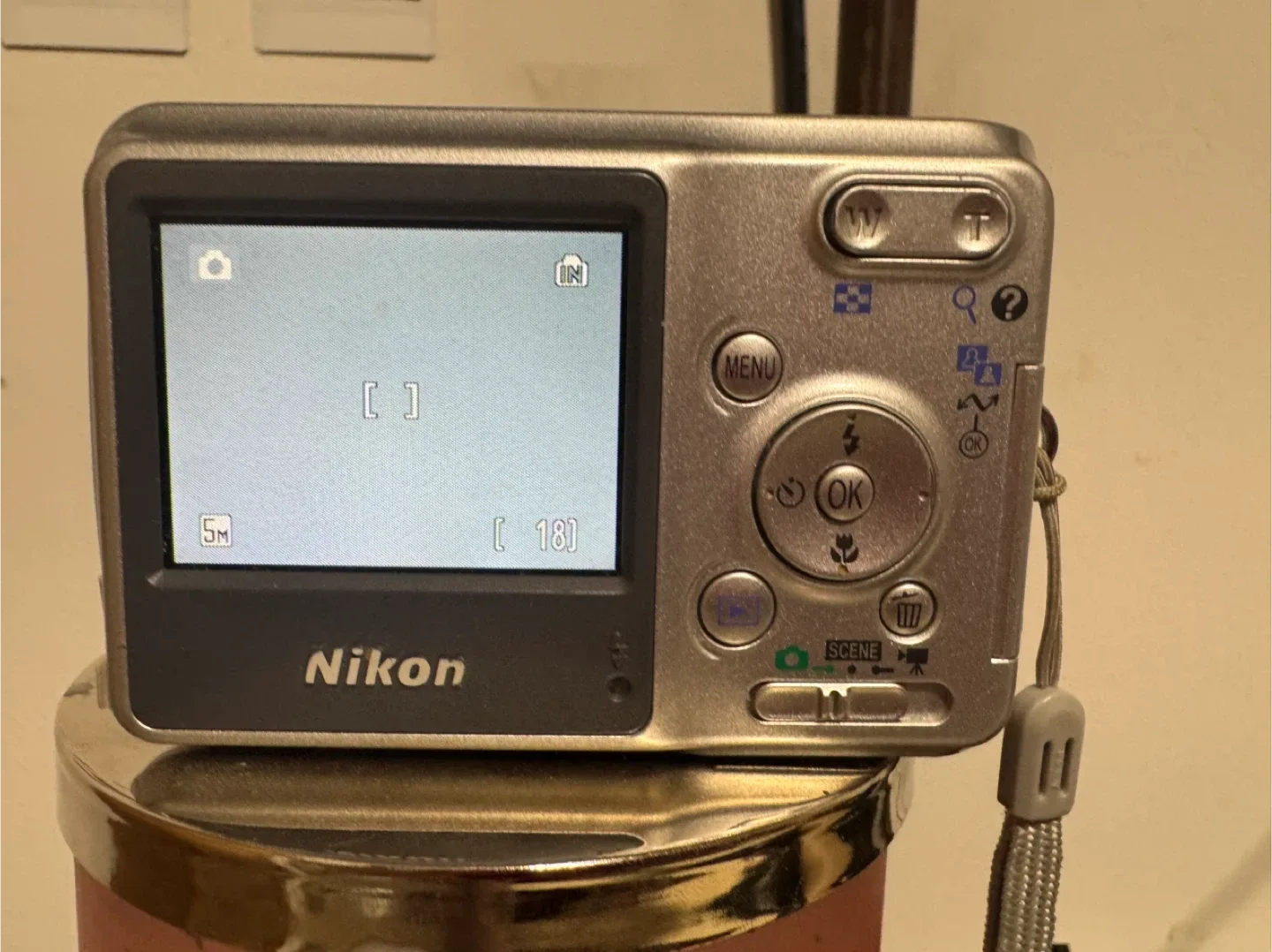 Nikon COOLPIX L3 Digital Camera - Silver image indicator(2)