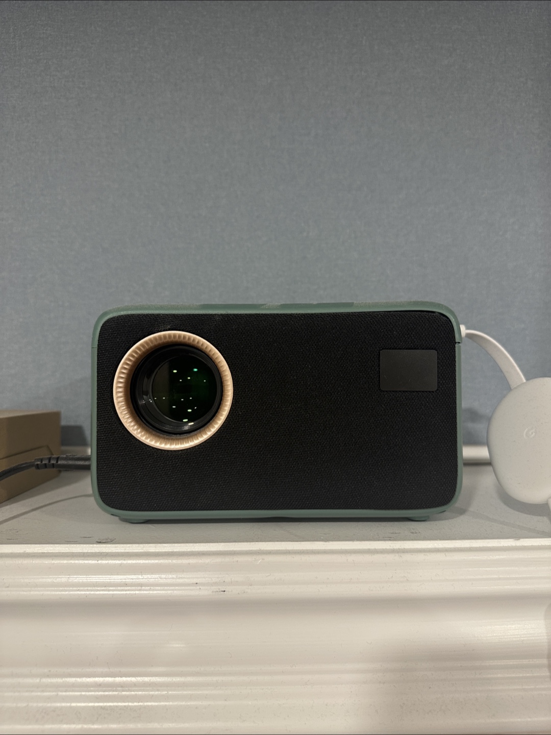 GKLPO 4K Projector Wireless/Bluetooth