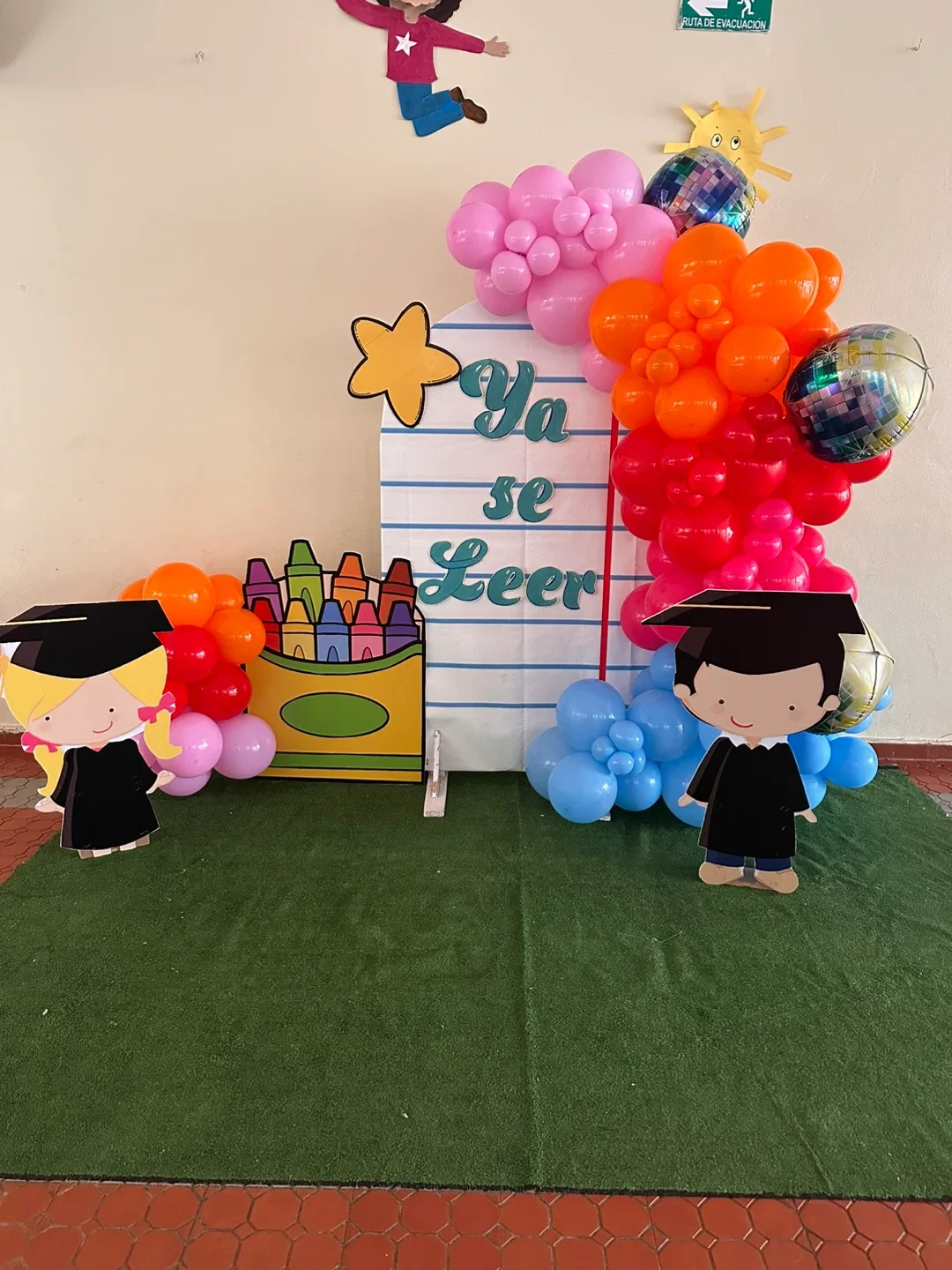 Decoración en globos image indicator(3)