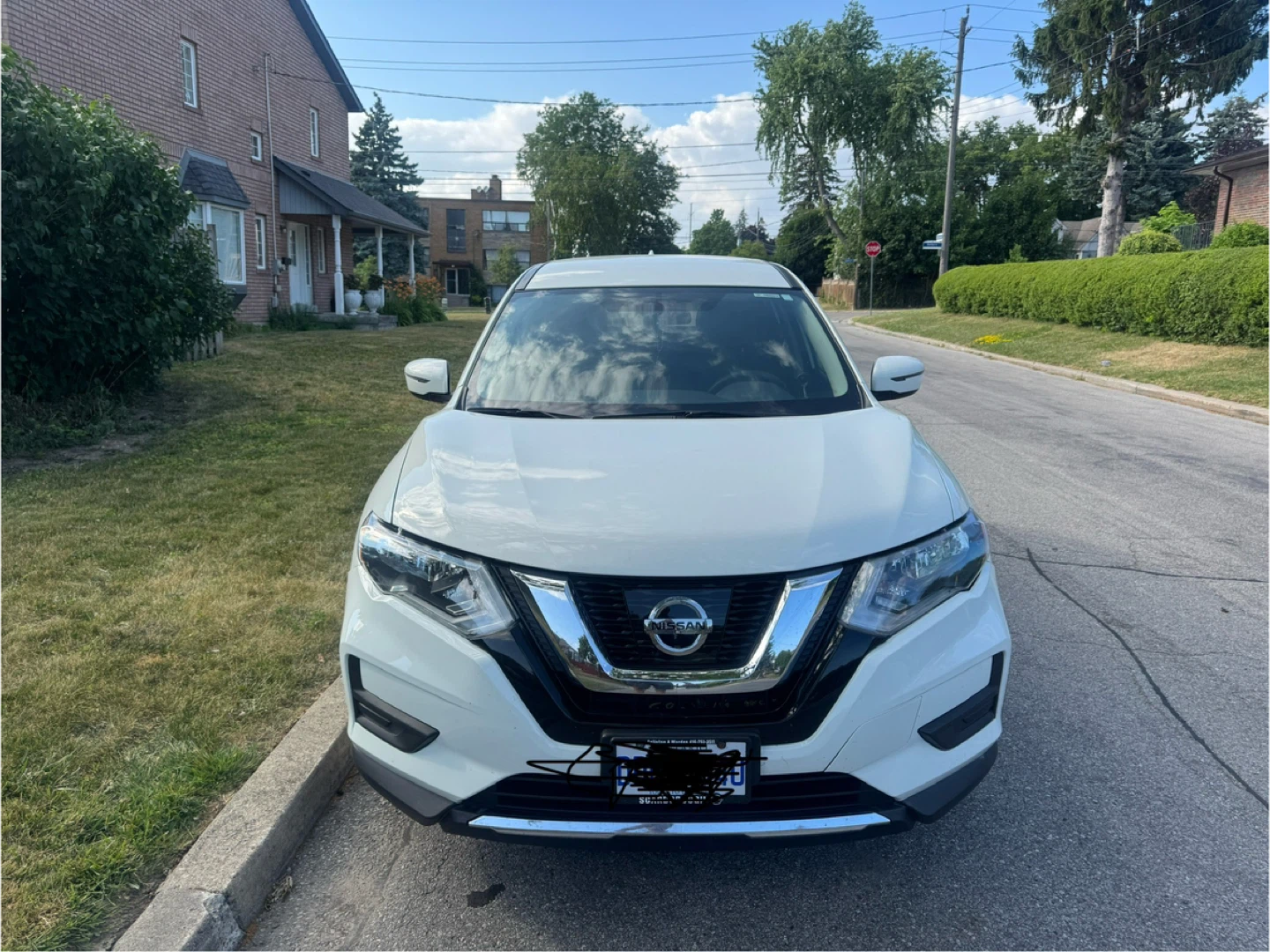 Nissan Rogue S 2017 - White SUV