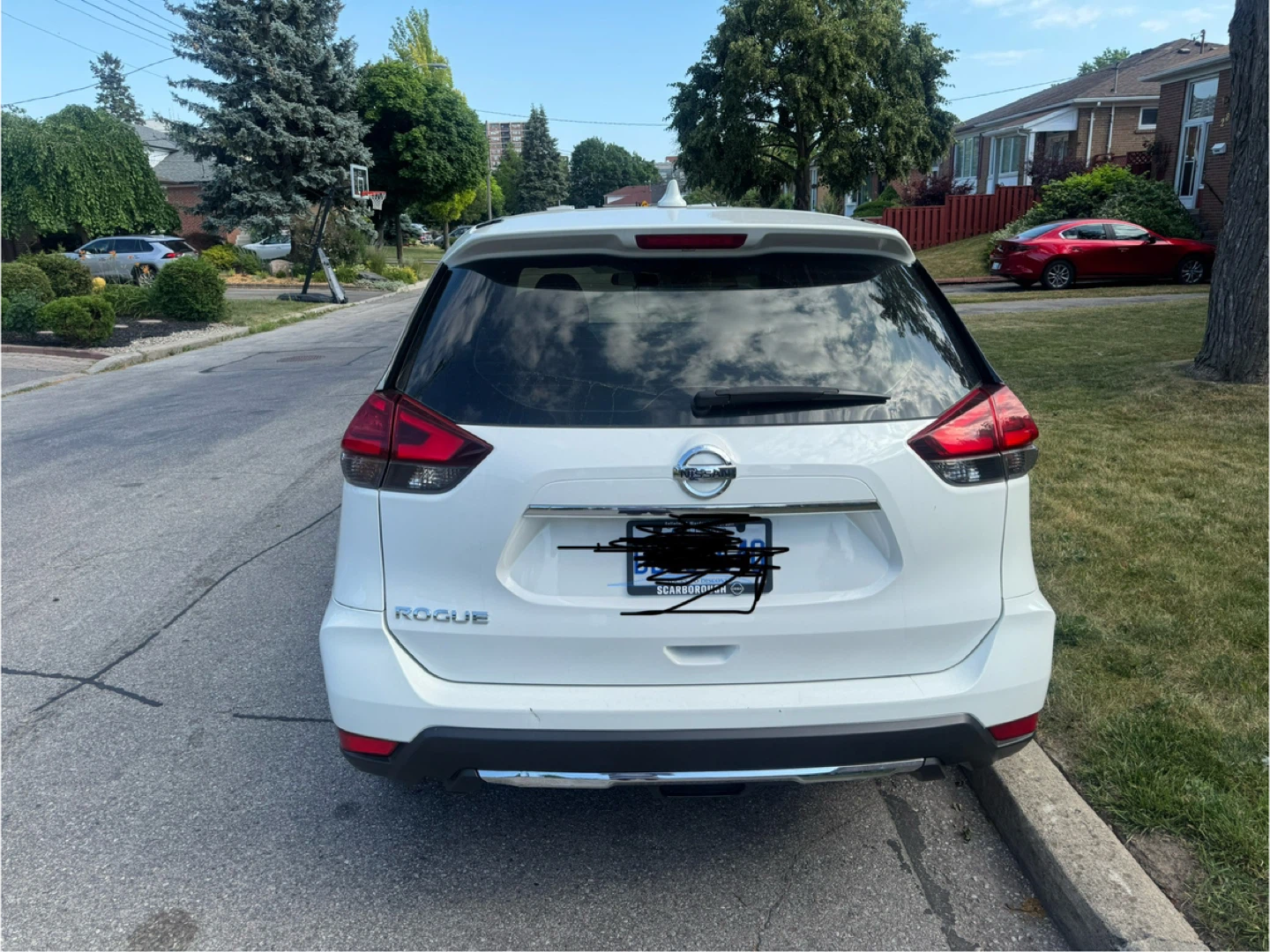 Nissan Rogue S 2017 - White SUV - photo 4