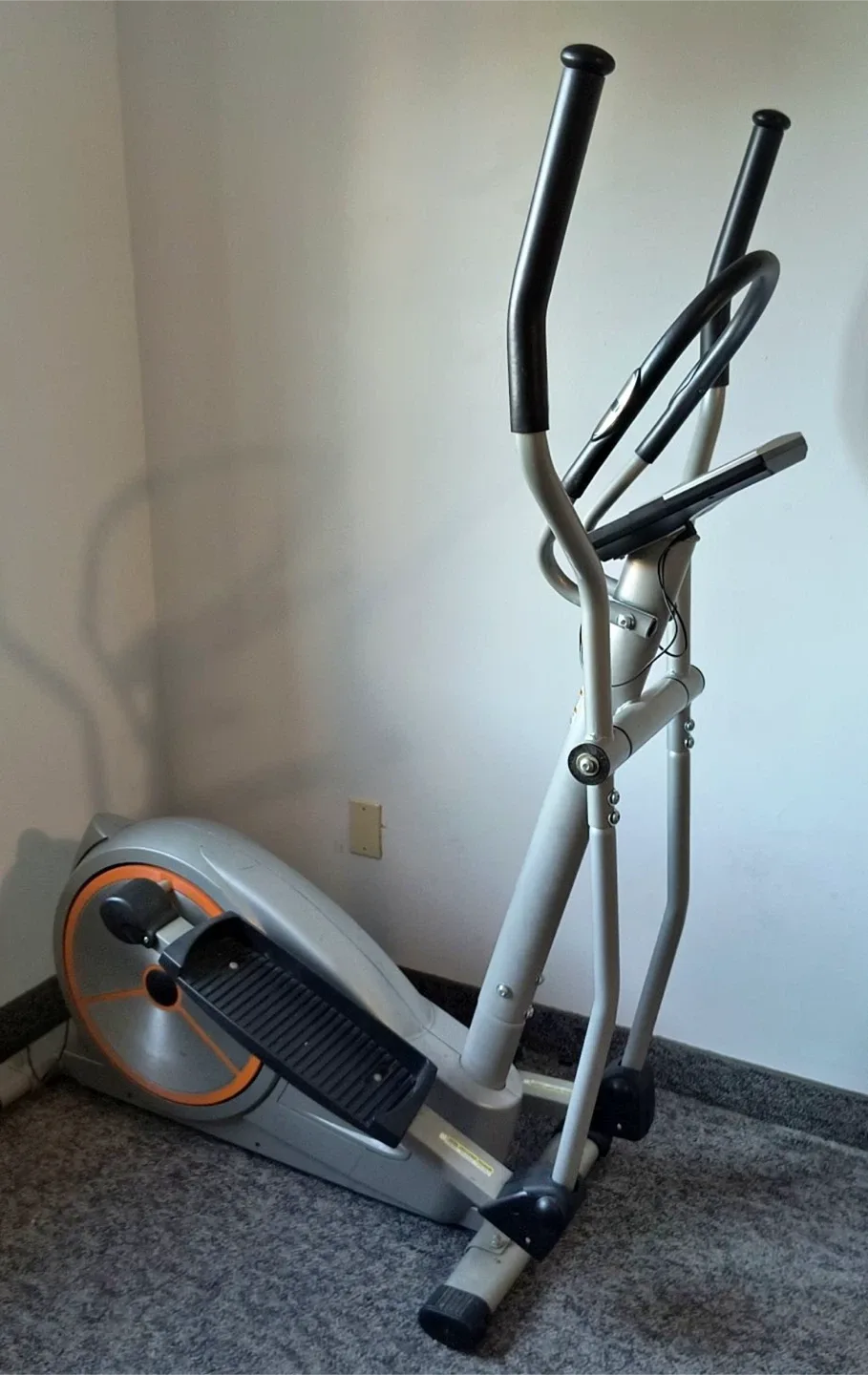Tempo Fitness Elliptical Machine image indicator(3)