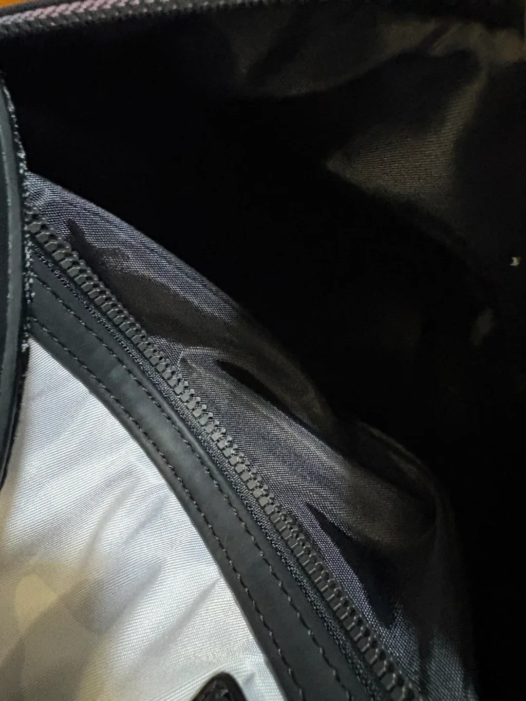 [Lolë] Sac Mini Lily de le Saison image indicator(4)