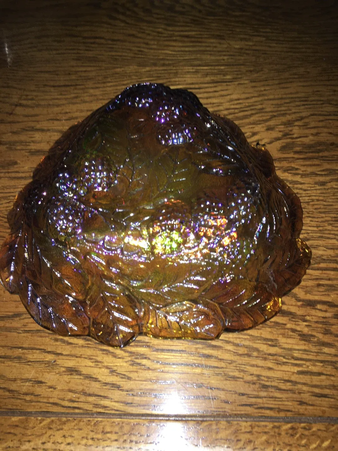 Vintage Carnival Glass Bowl image indicator(2)