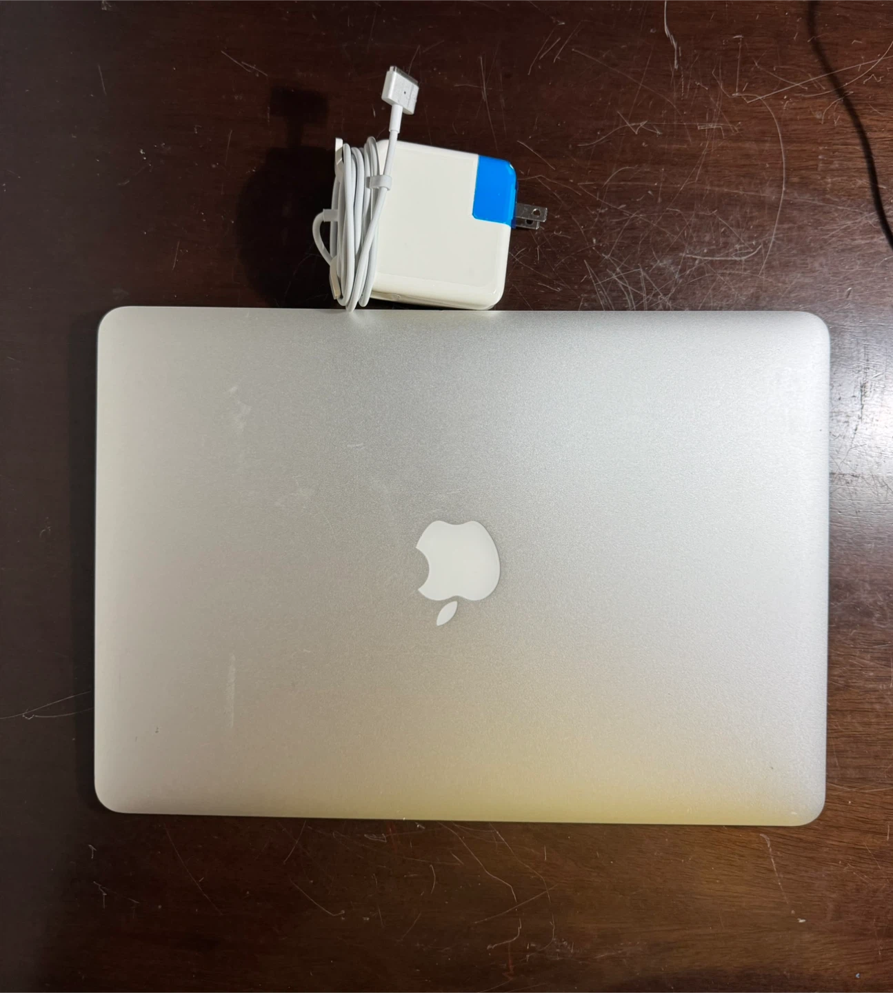 (85) MacBook Air (13-inch, 2017)