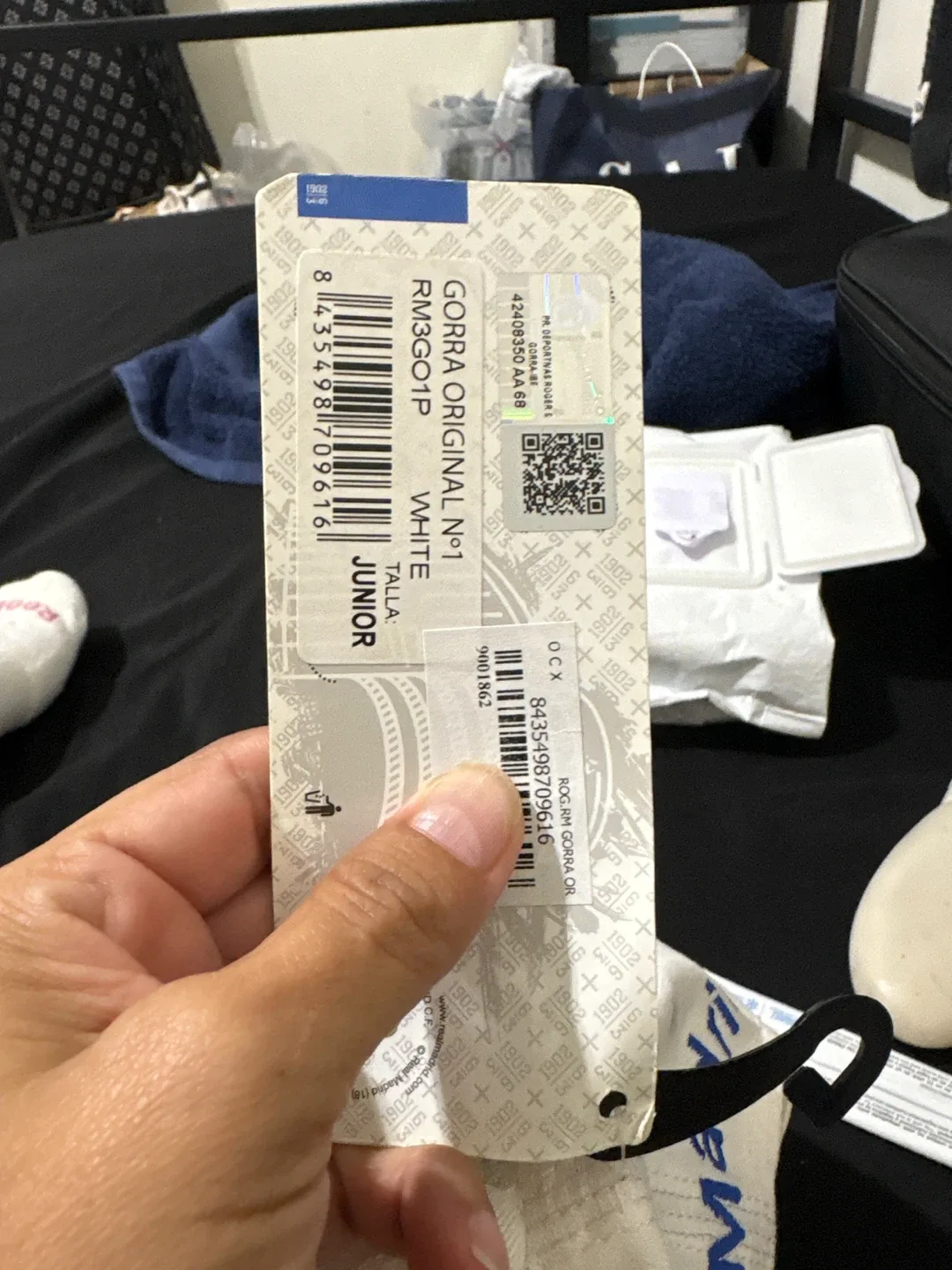 Real Madrid White Junior Baseball Cap image indicator(2)