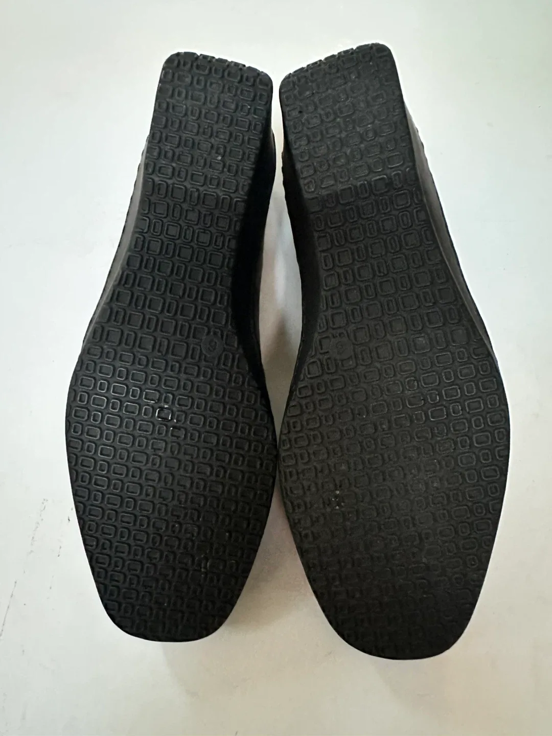 Ara Suede Slip-on Shoes - Size : UK 6/ EUR 39 / US 8-8.5 image indicator(6)