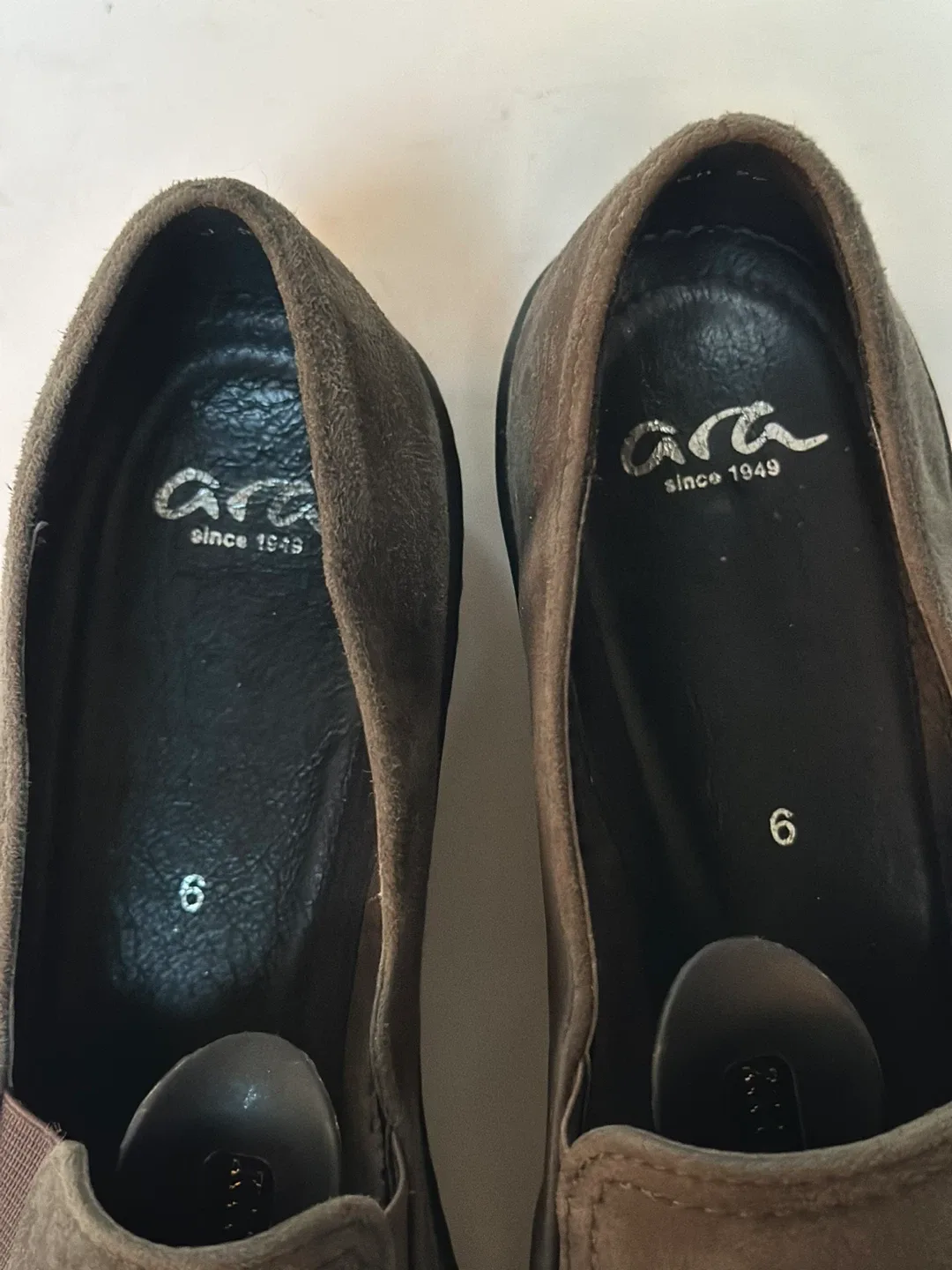 Ara Suede Slip-on Shoes - Size : UK 6/ EUR 39 / US 8-8.5 image indicator(2)