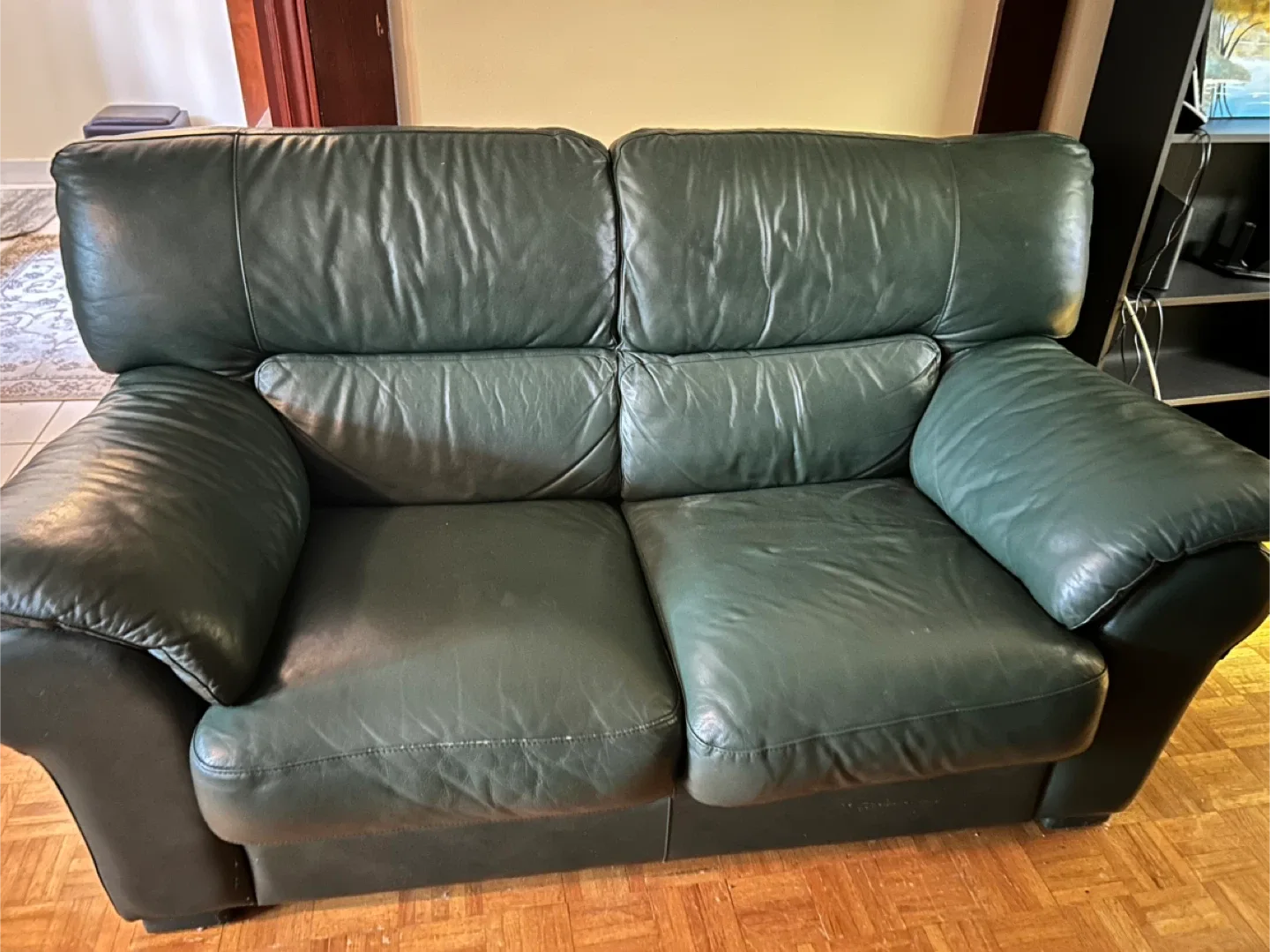 Green Genuine Premium Leather Sofa - Great Condition! image indicator(3)