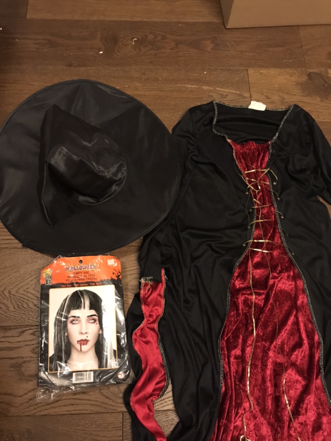 Halloween Witch Costume with Wig